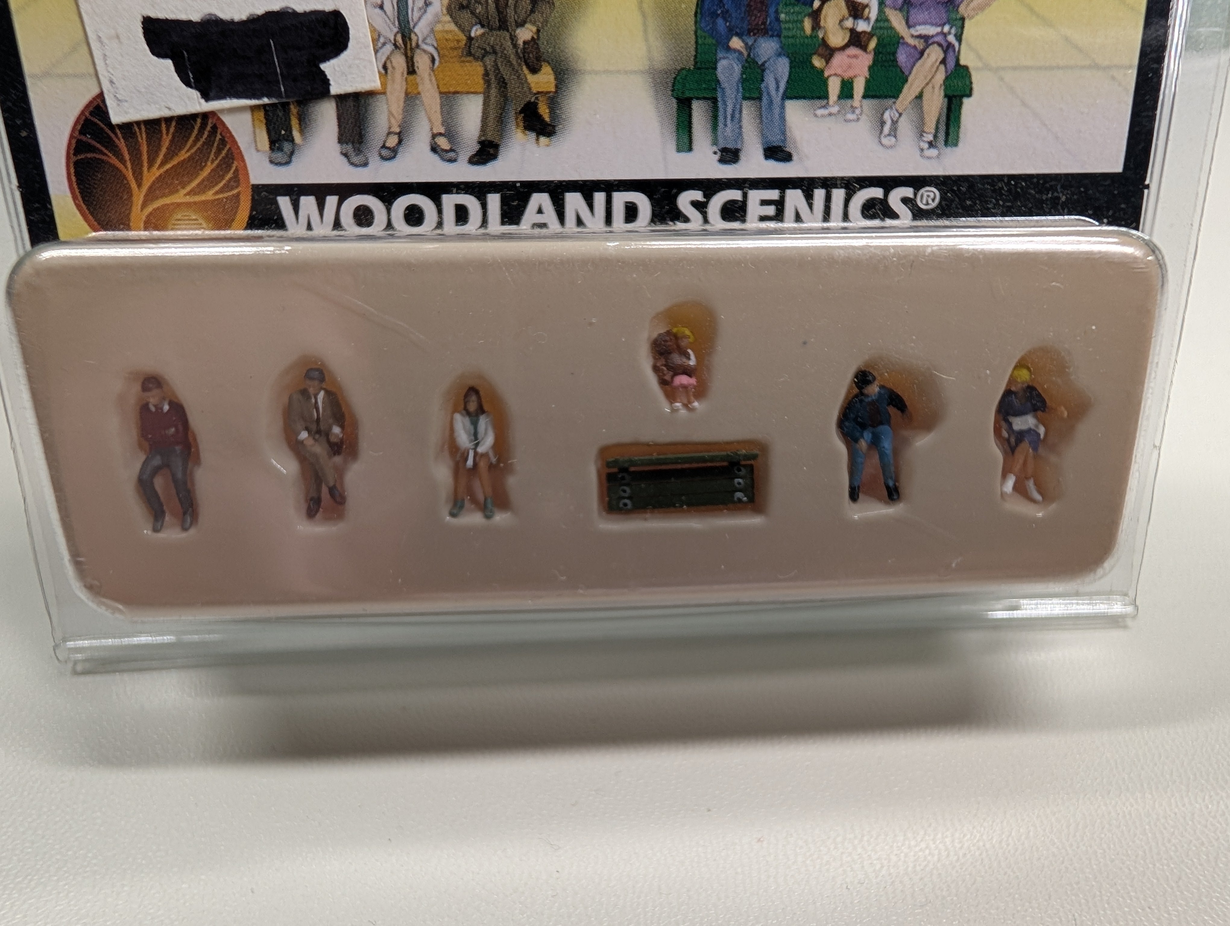 Woodland Scenics A2134 N Scale Bus Stop People (7 pcs)