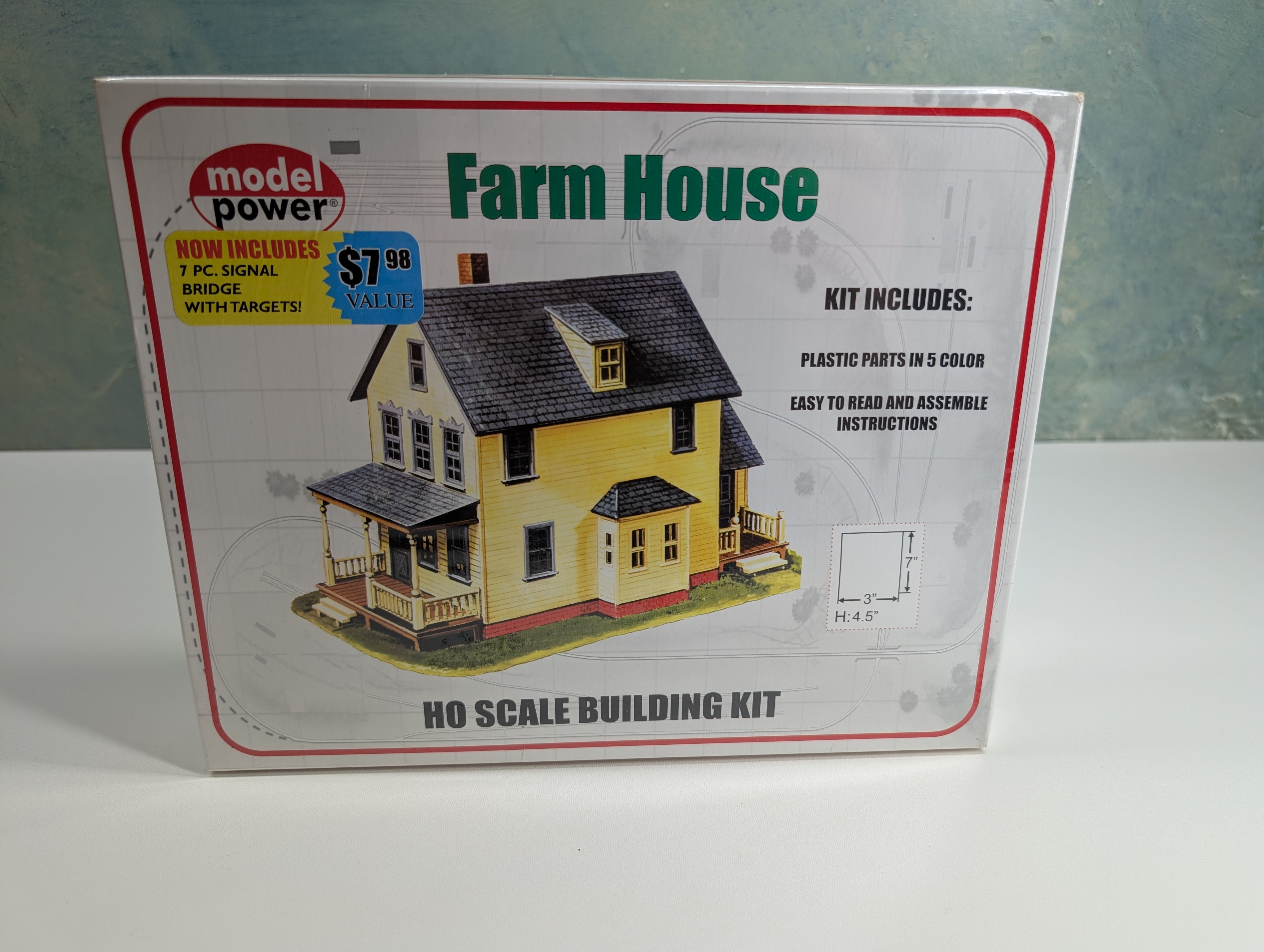 Model Power 433 HO Scale Farm House (Sealed) KIT