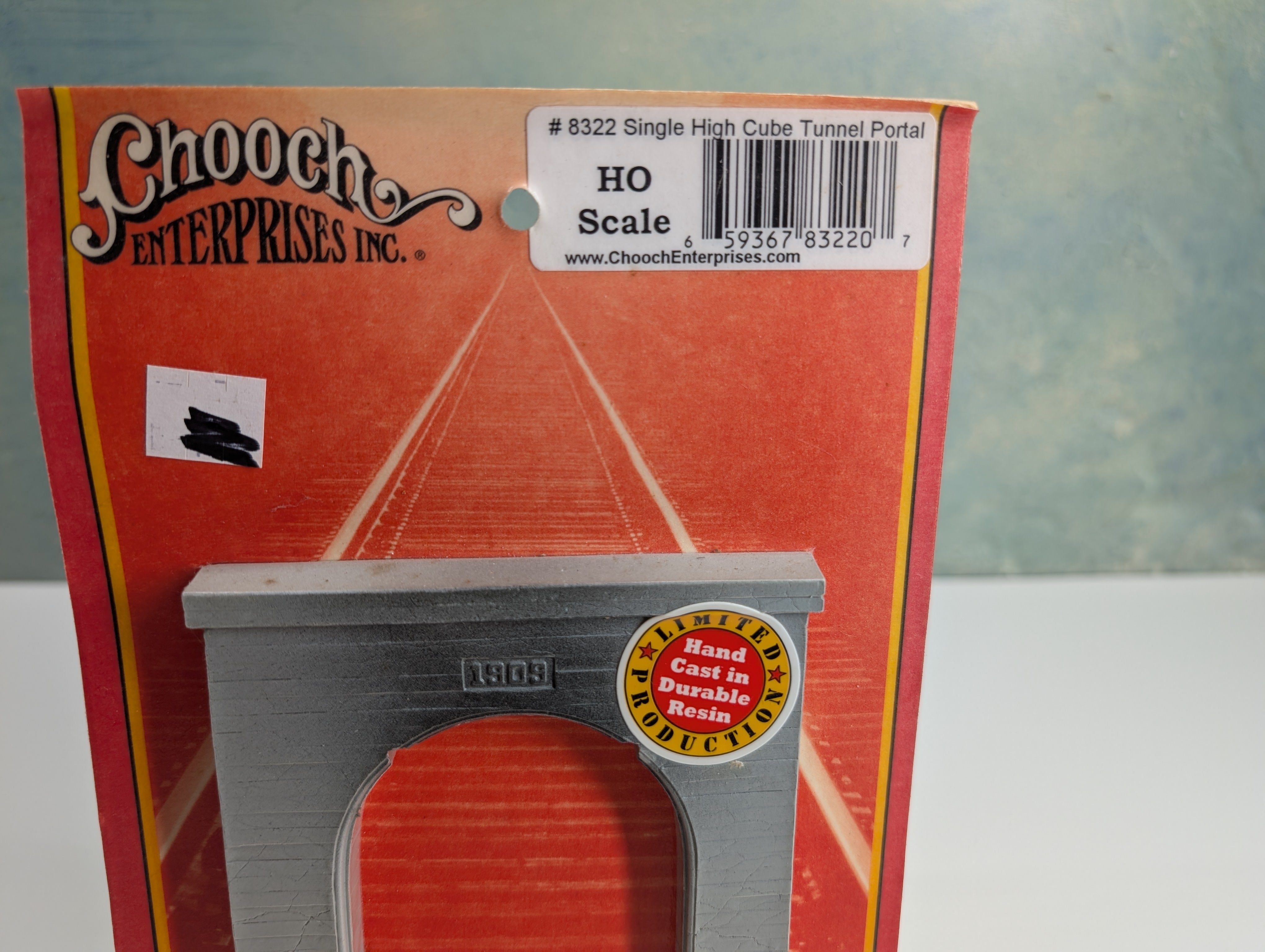 Chooch Enterprises Inc 8322 HO Scale Single High Cube Tunnel Portal