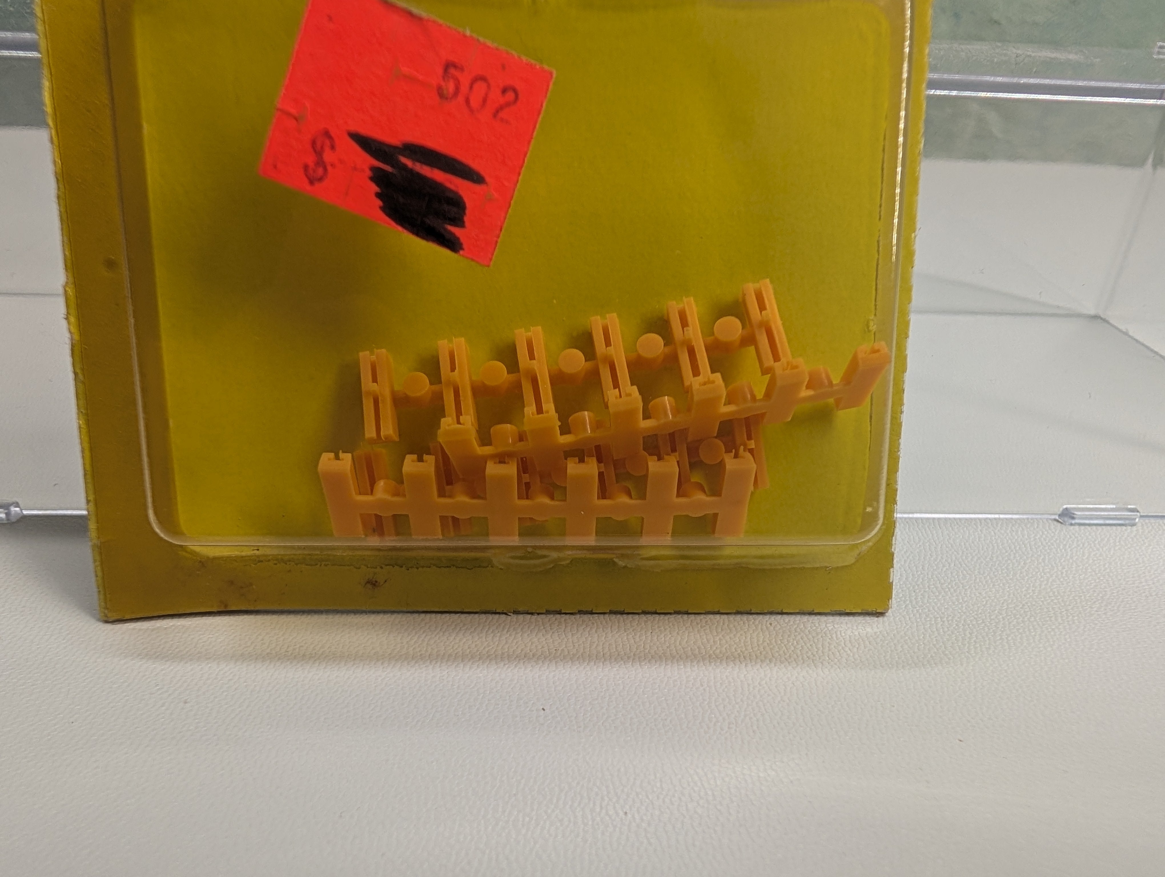 Atlas 2538 N Scale Plastic Joiners (24 pcs)