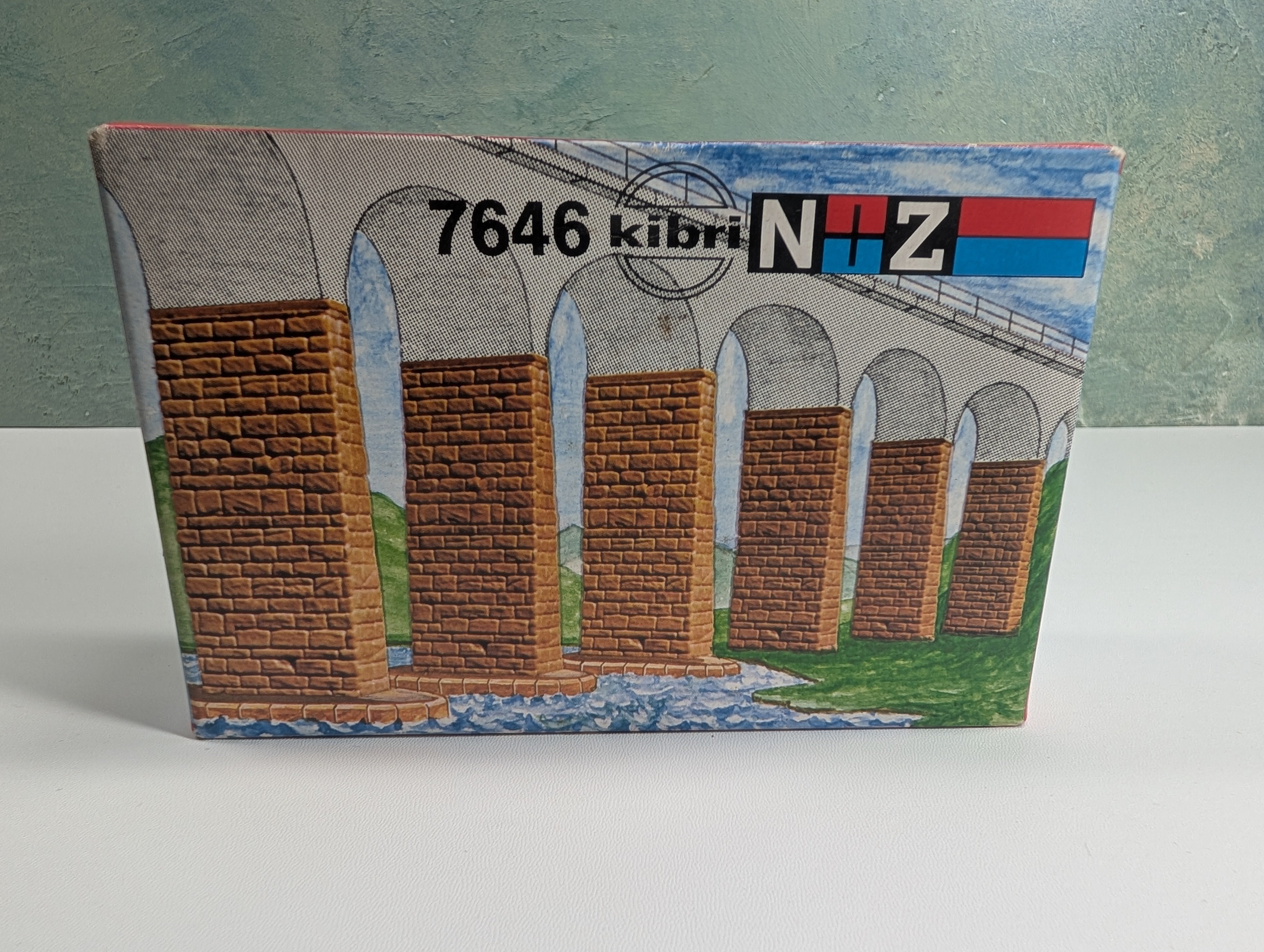 Kibri B-7646 Multi Scale N & Z Scale Bridge Pillars