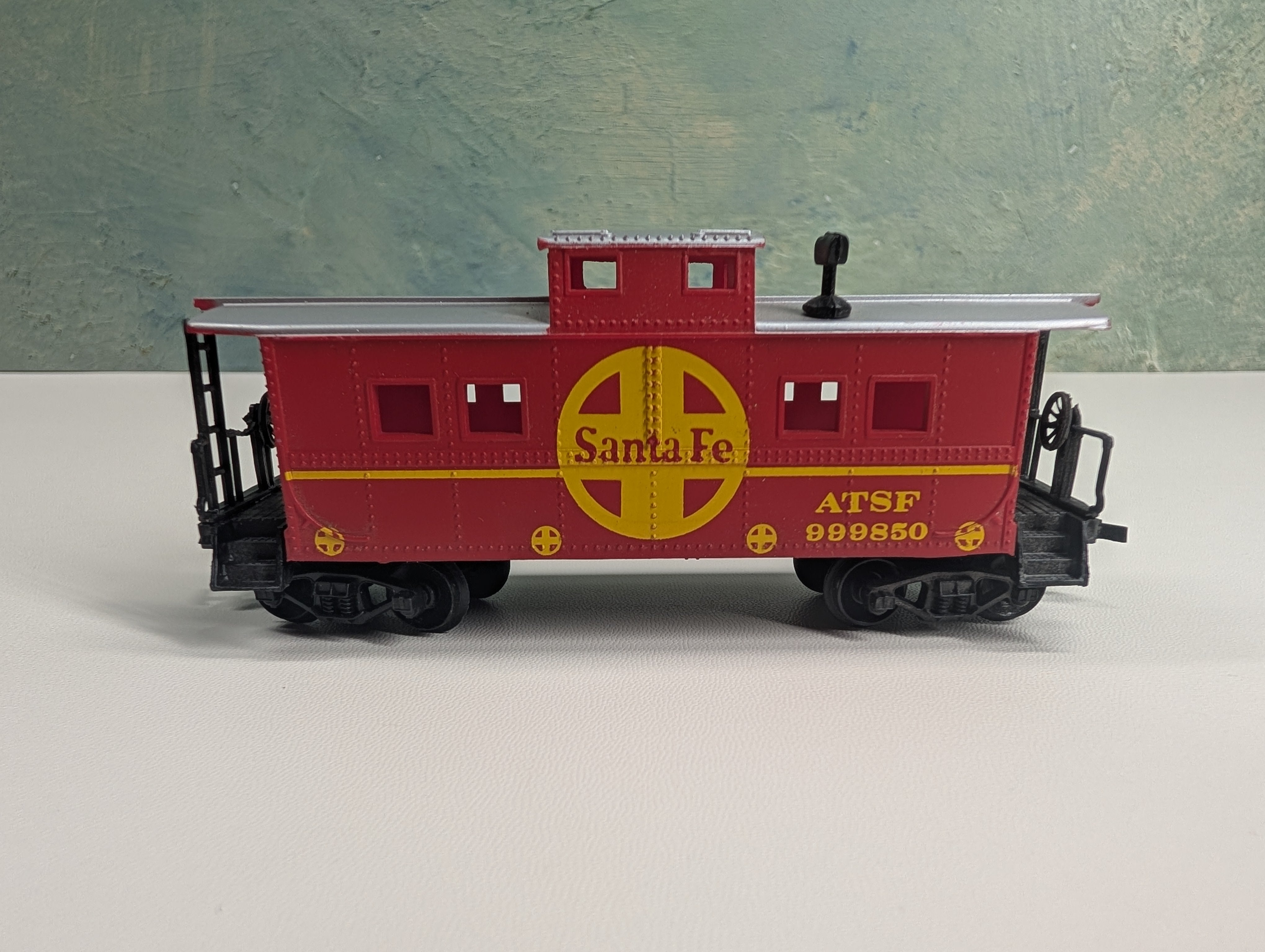 USED Life-Like HO Scale Caboose Santa Fe ATSF #999850