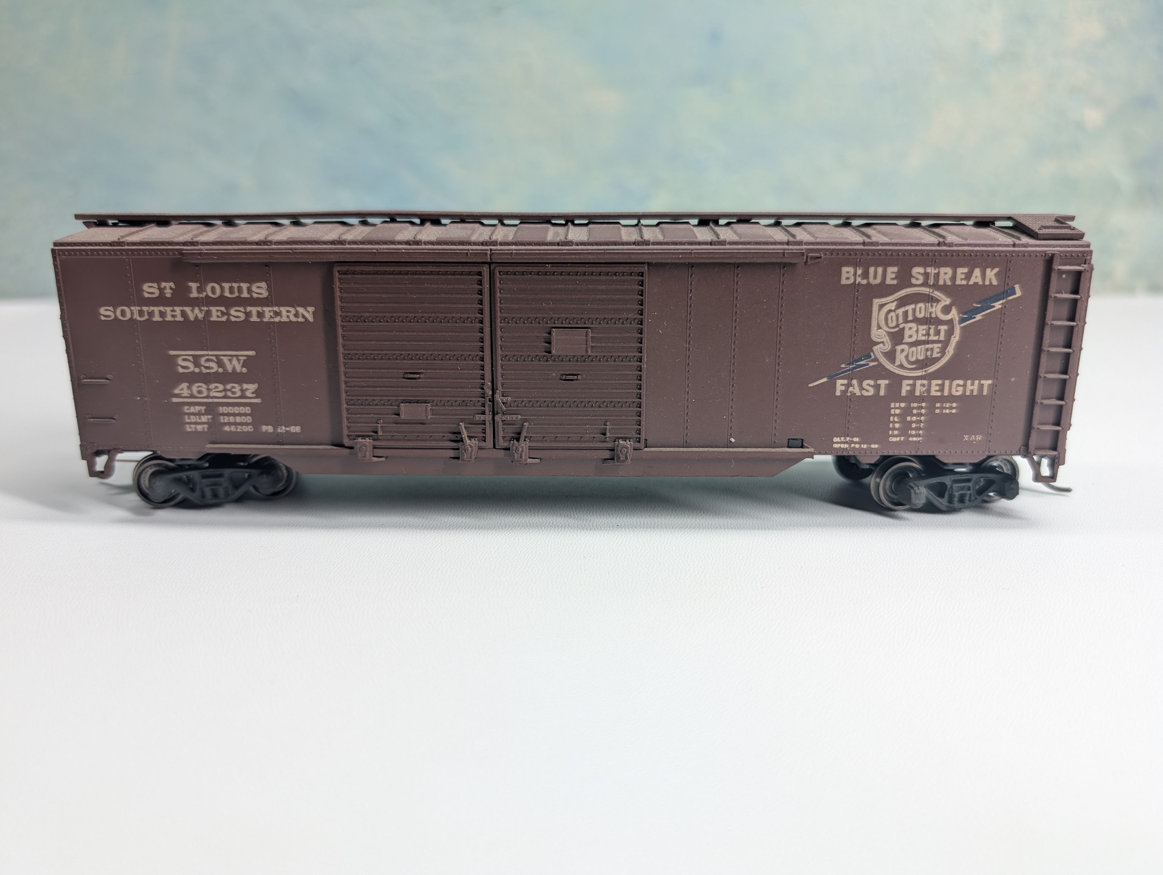 USED Athearn HO Scale 50' Box Car St. Louis Southwestern SSW #46237 Weathered w/ Metal Wheels
