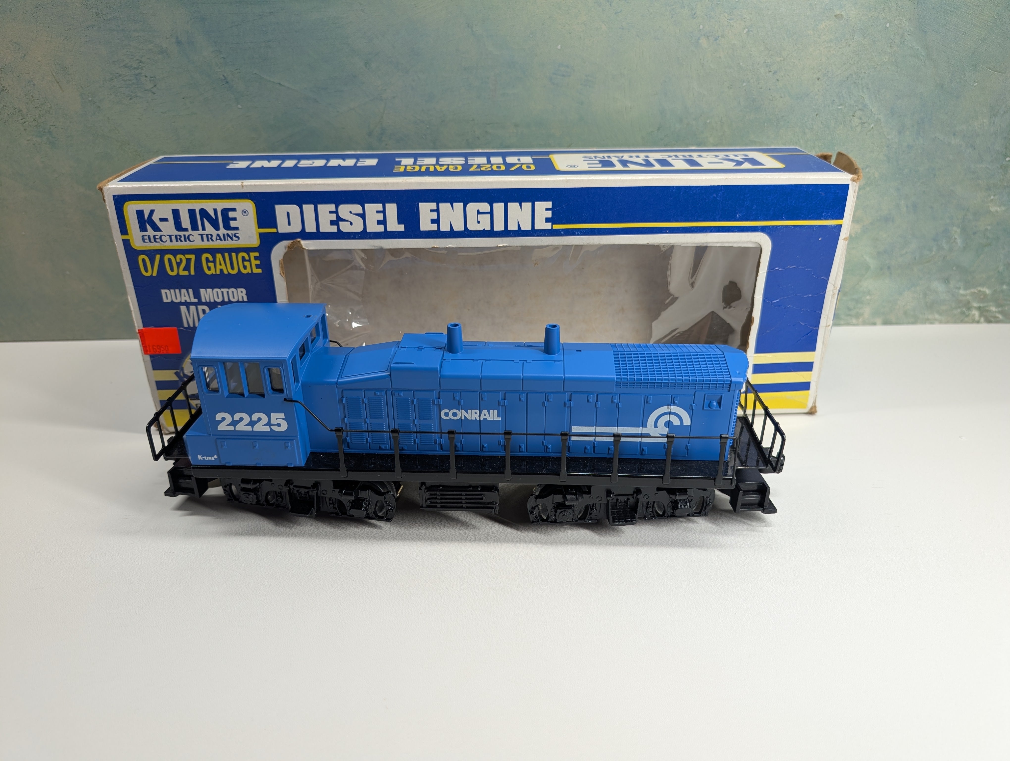K-Line K-2225 O MP-15 Diesel Locomotive NOS Conrail #2225 DC