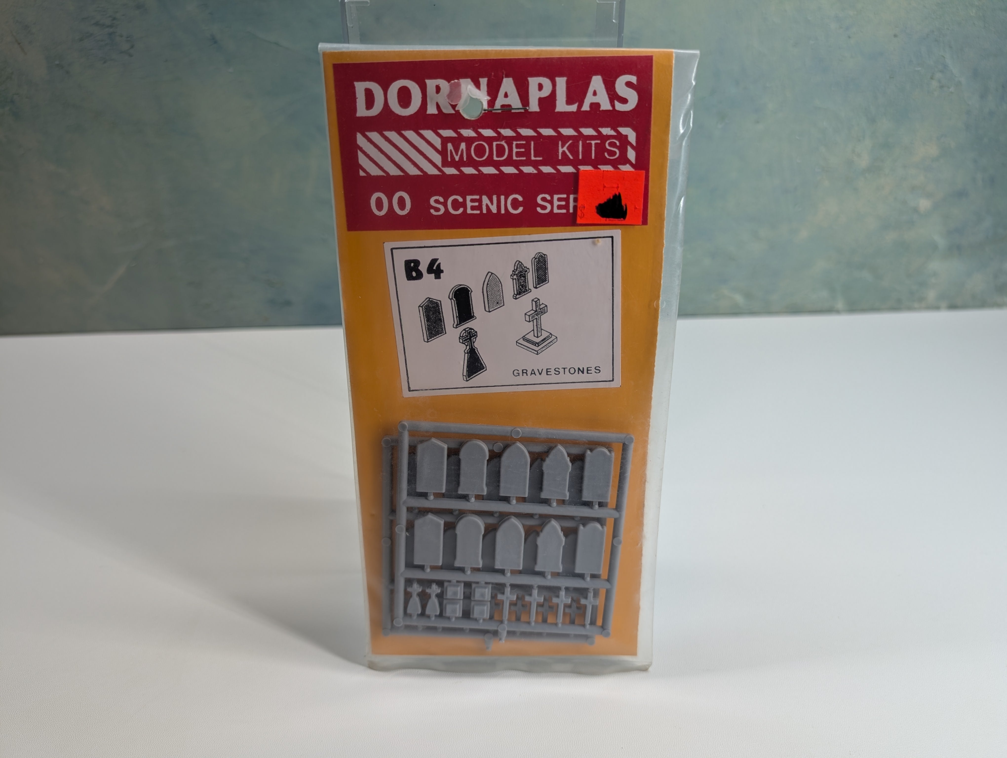 Dornaplas B4 HO Scale Gravestones