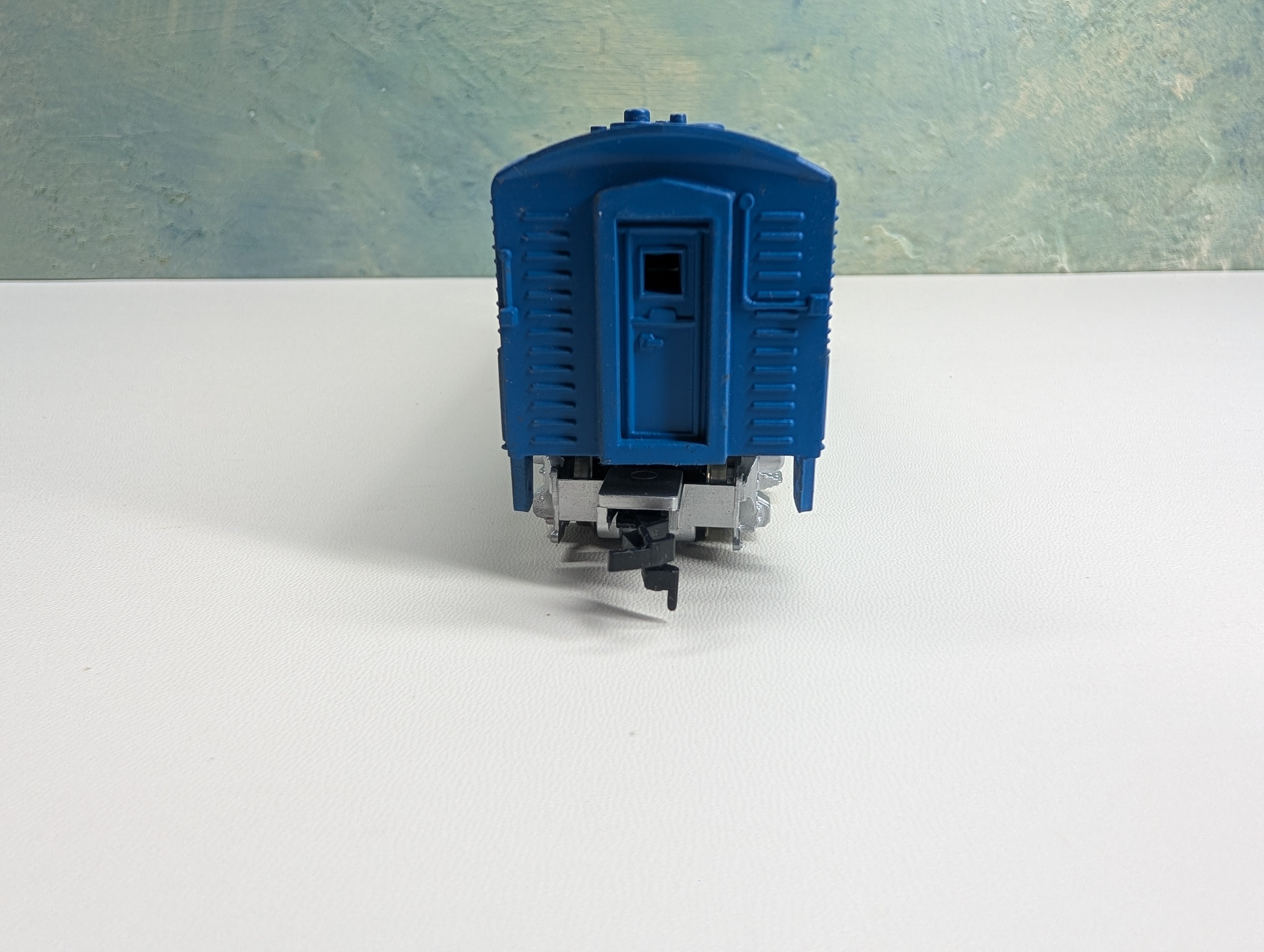 USED Model Power HO Scale F2 Diesel Locomotive Conrail #610 Runs Great DC