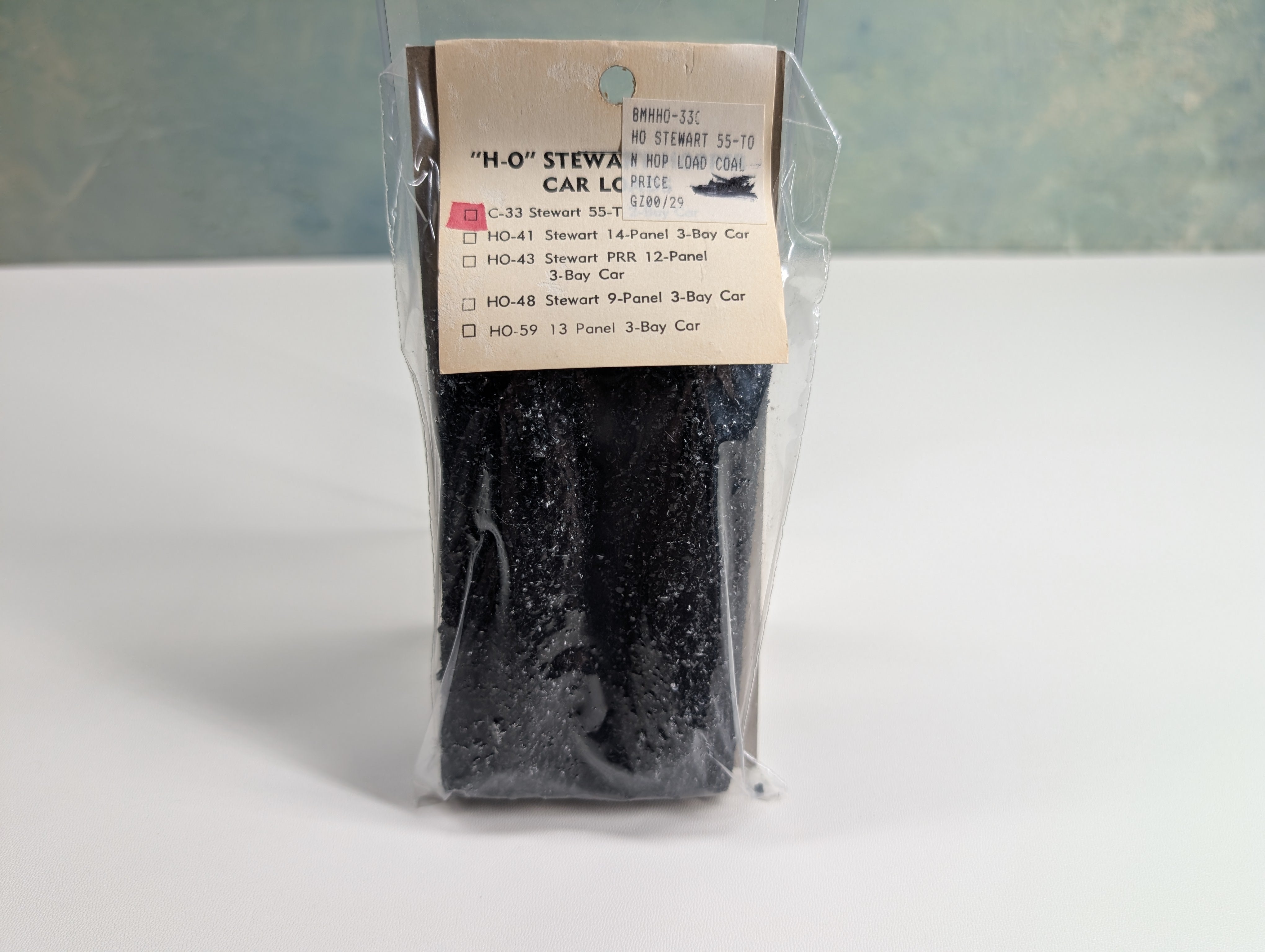 Blue Mountain Hobbies C-33 HO Scale Stewart 55T Hopper Coal Loads (2 pcs)