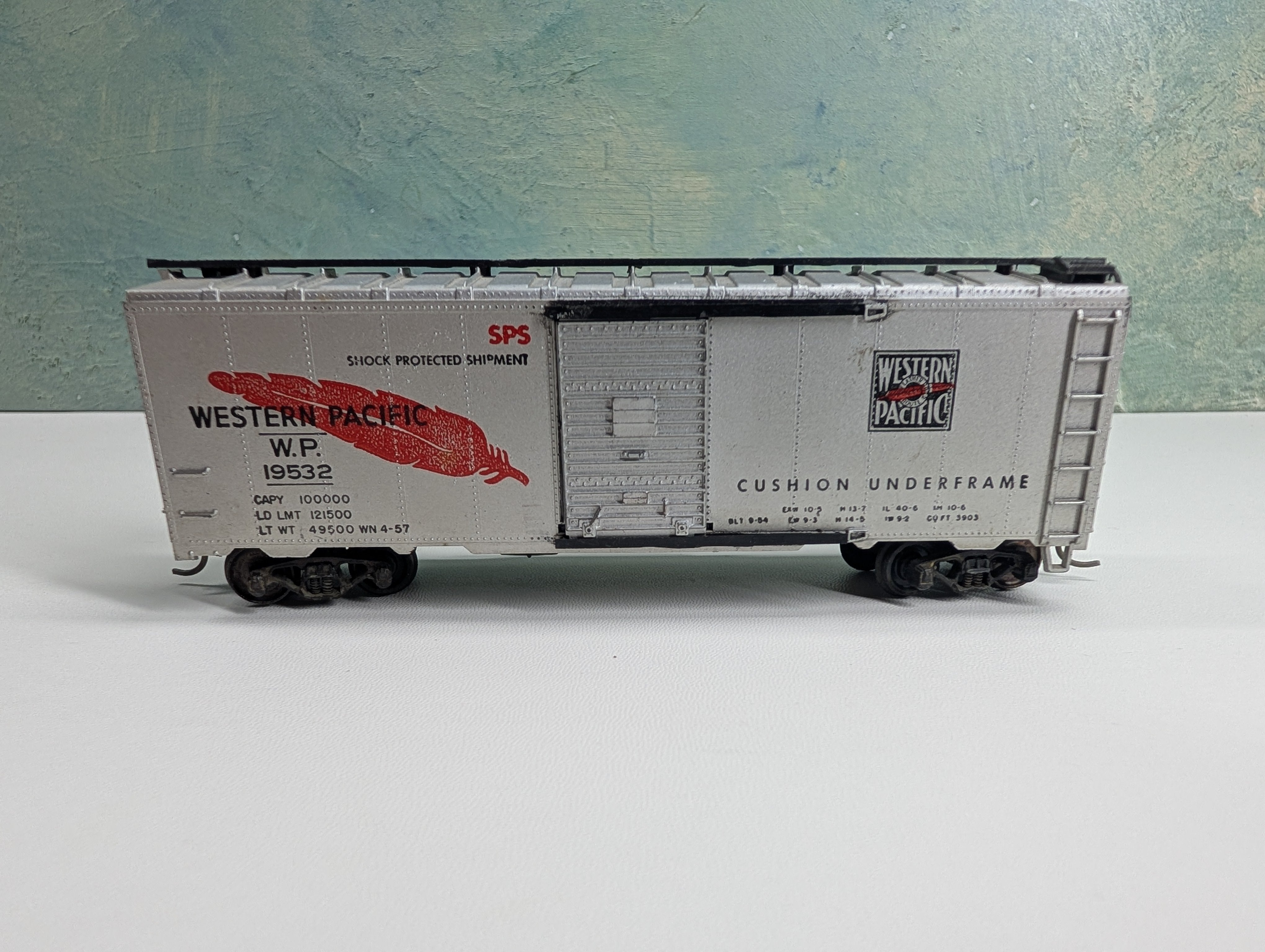 USED Athearn HO Scale 40' Box Car Western Pacific WP #19532