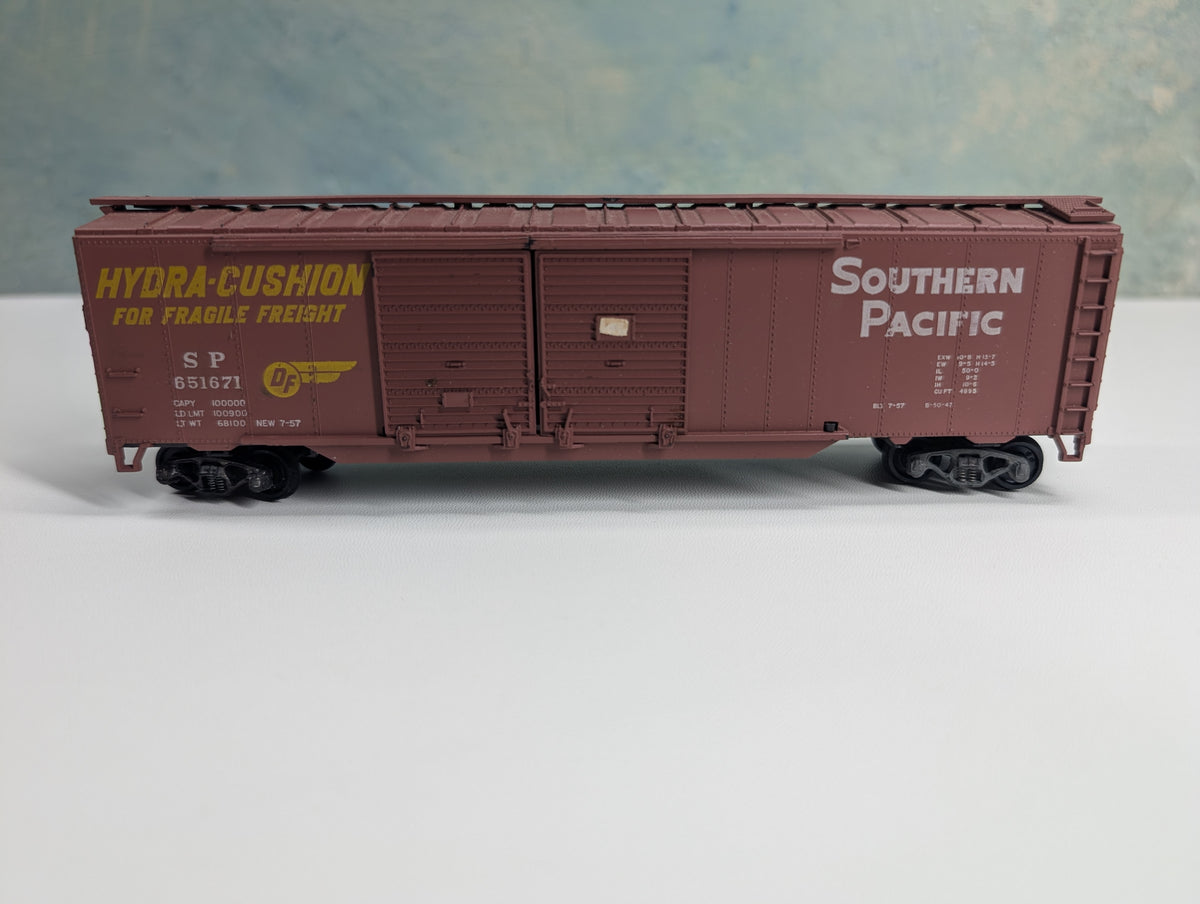 USED Athearn HO Scale 50' Box Car Southern Pacific SP #651671