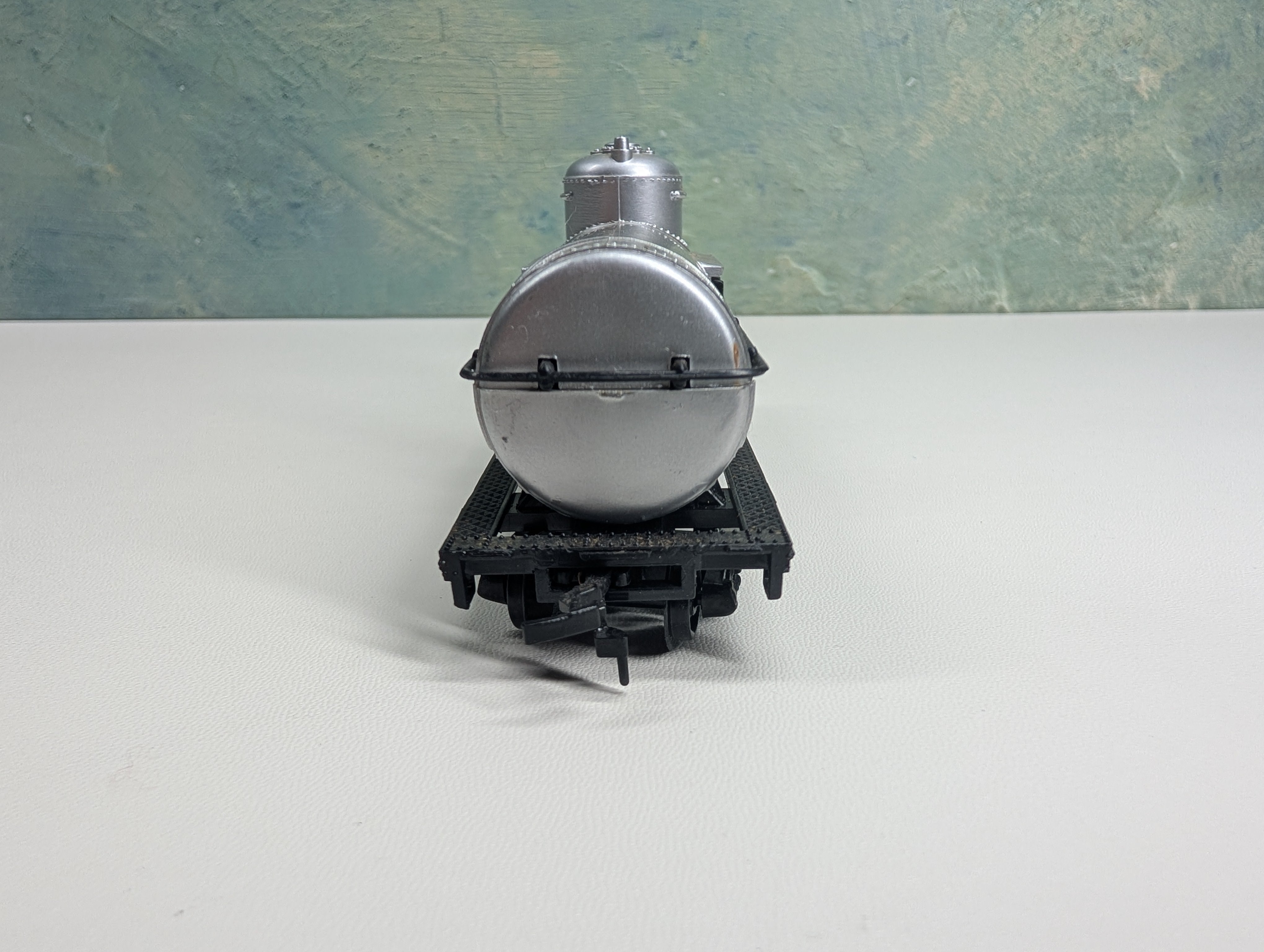 USED Model Power HO Scale Single Dome Tank Car Texaco TCX #6305