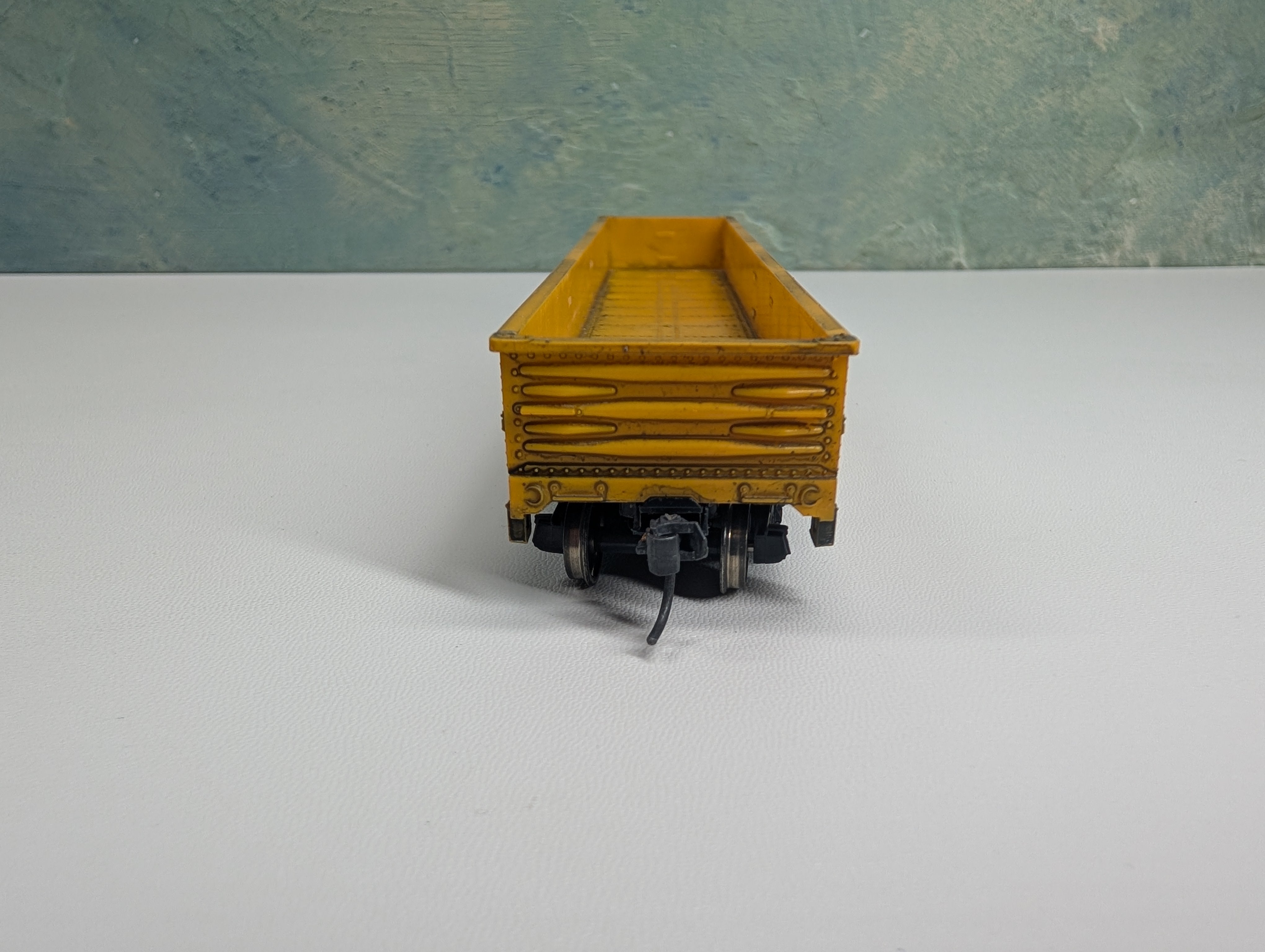 USED HO Scale Weathered Gondola w/ Kato Trucks Union Pacific