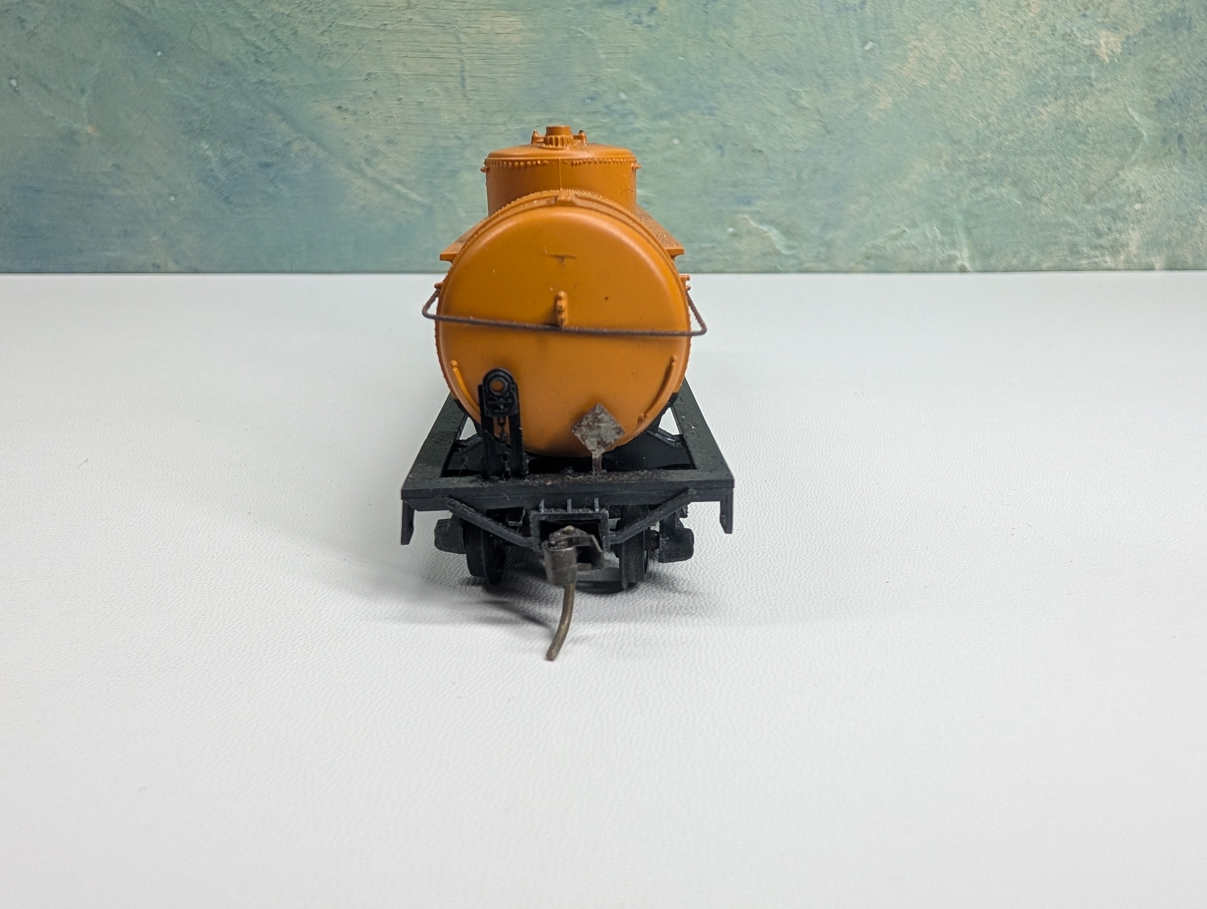 USED Athearn HO Scale Triple Dome Tank Car Shell SCCX #2005