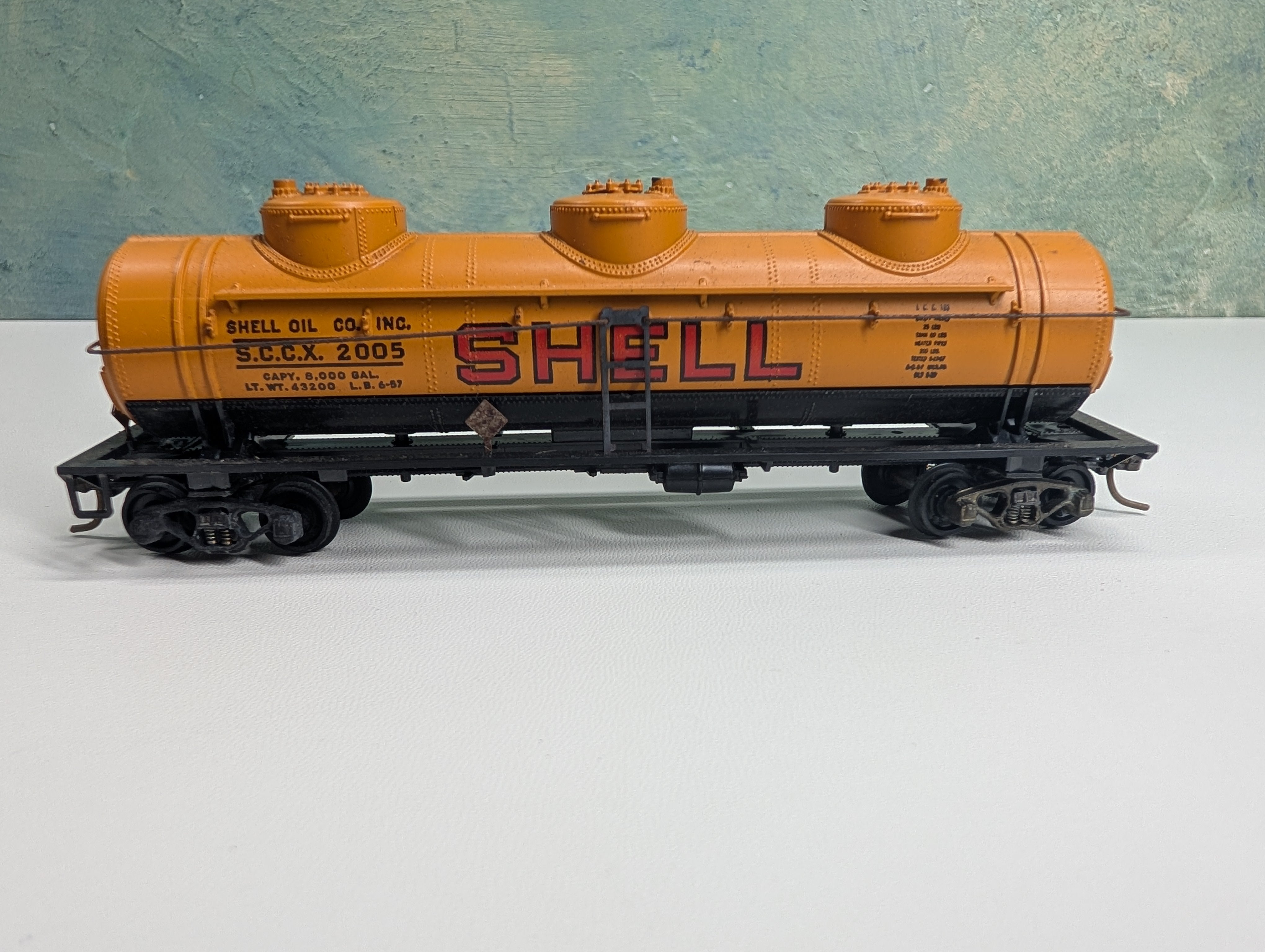 USED Athearn HO Scale Triple Dome Tank Car Shell SCCX #2005