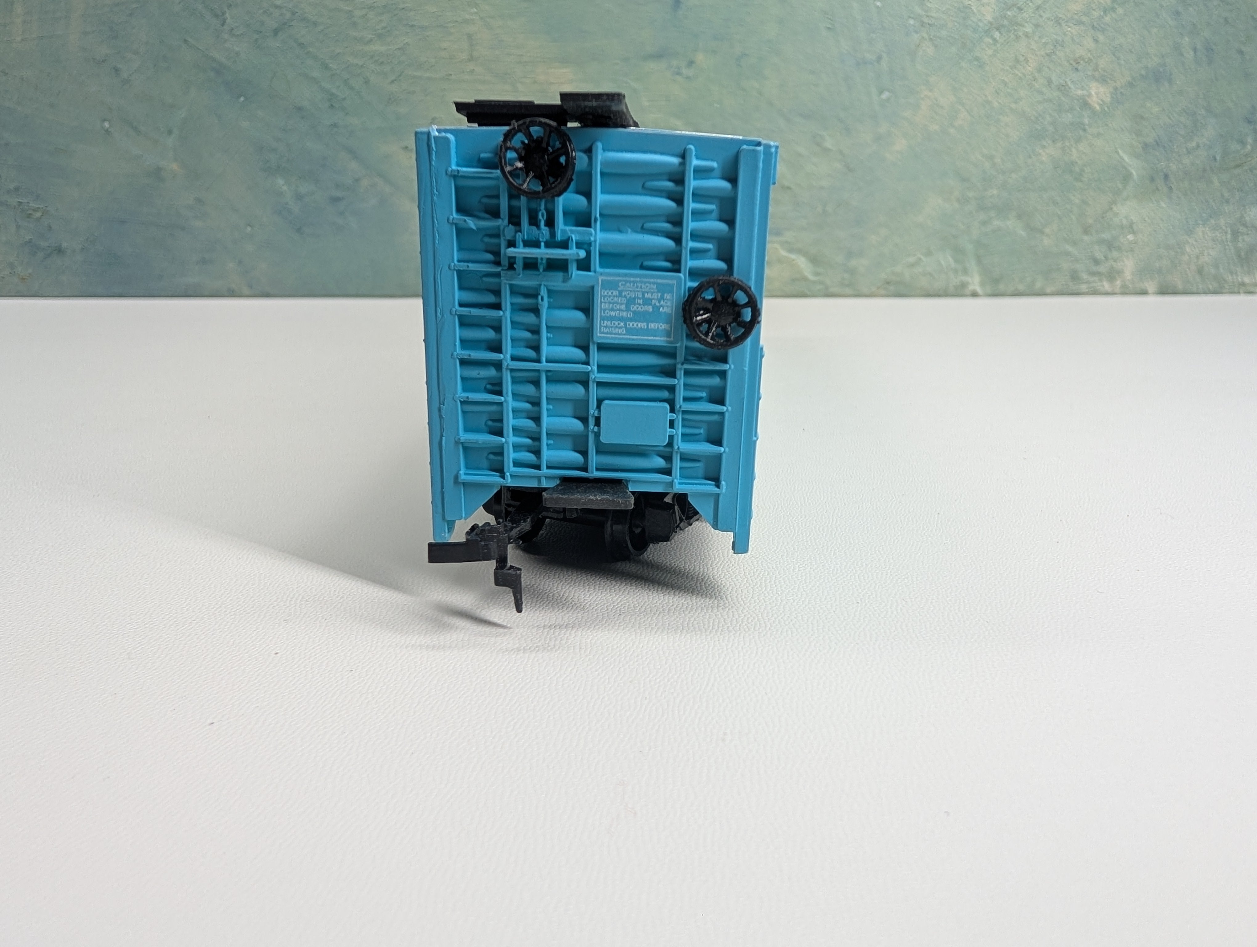 USED AHM HO Scale All Door Box Car DT&I #32246