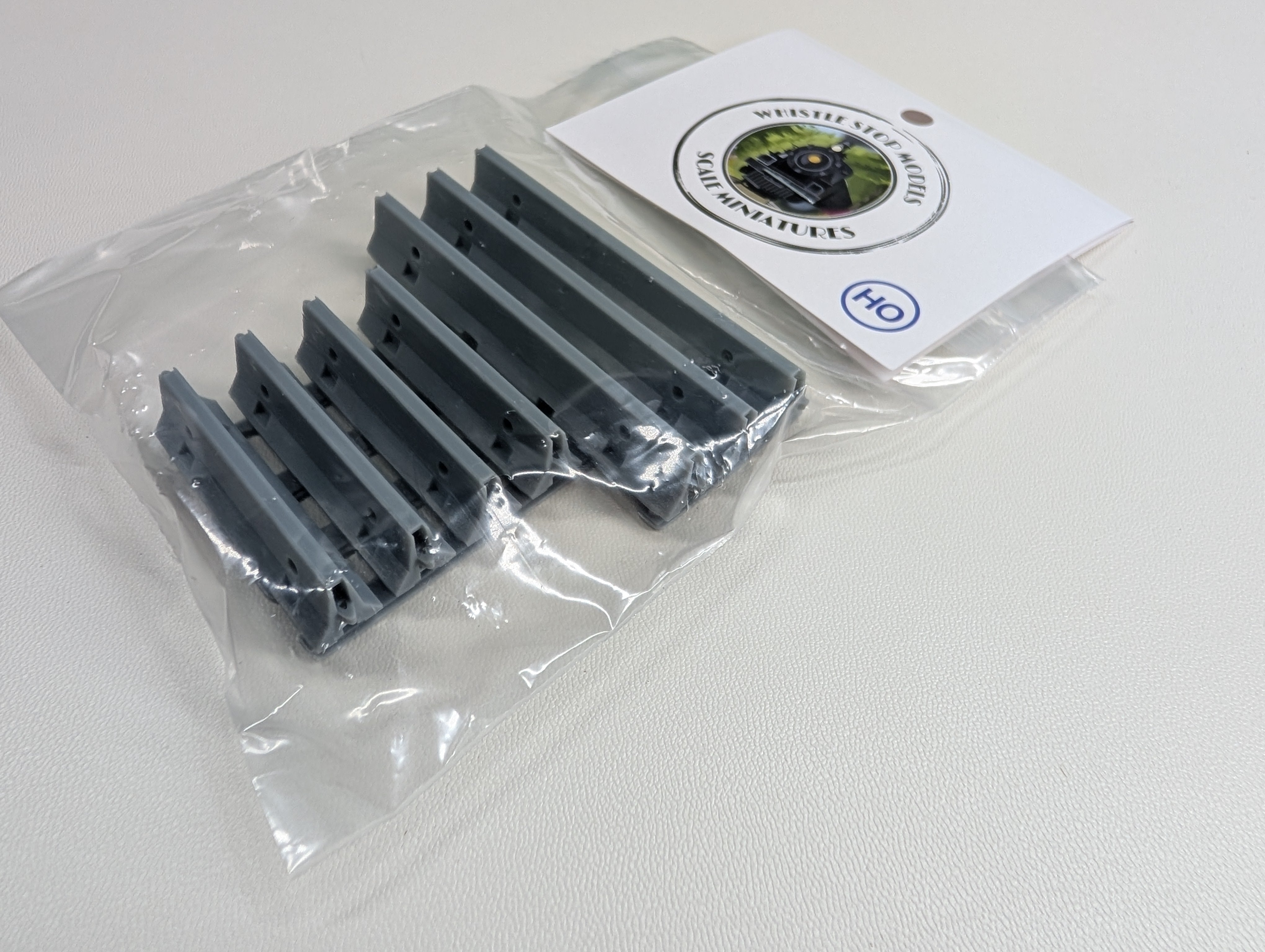 Whistle Stop Models HO2205 HO Scale K-Line or Jersey Barrier Wall, 3D Printed, Highly Detailed (8 pcs)