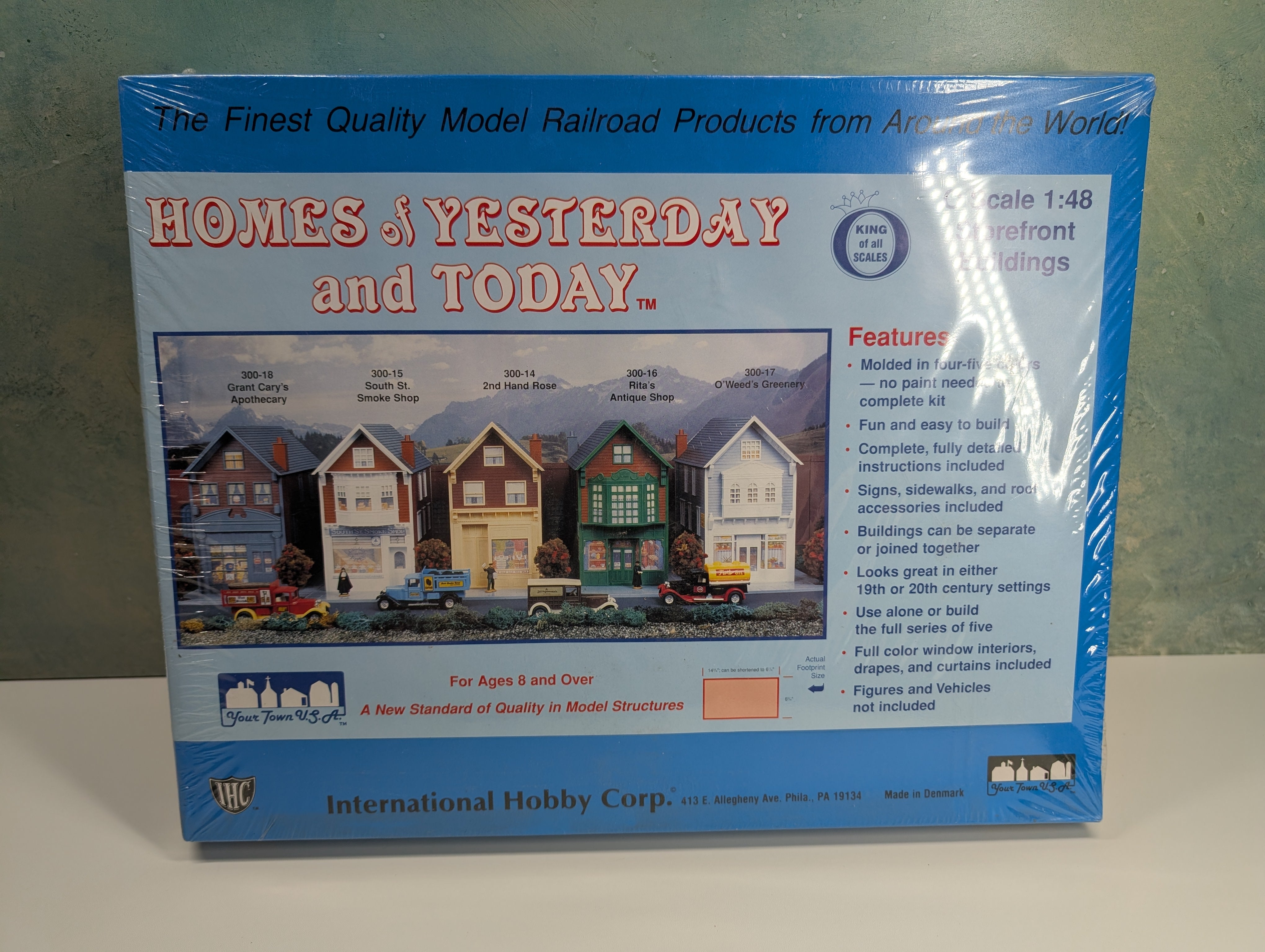 IHC 300-15 O Homes of Yesterday and Today Row Home South St Smoke Shop KIT