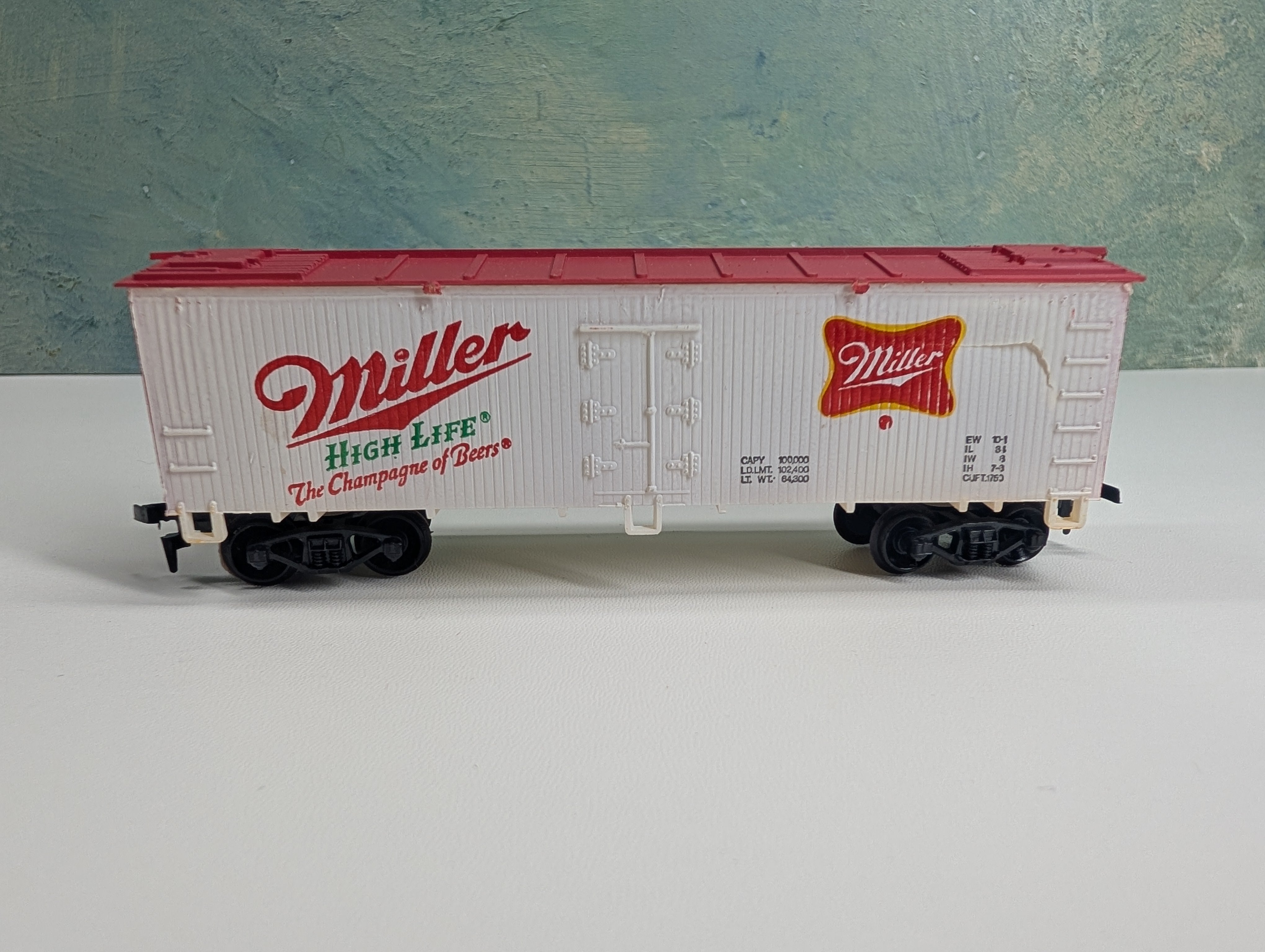 USED Life-Like HO Scale Beer Car Miller High Life