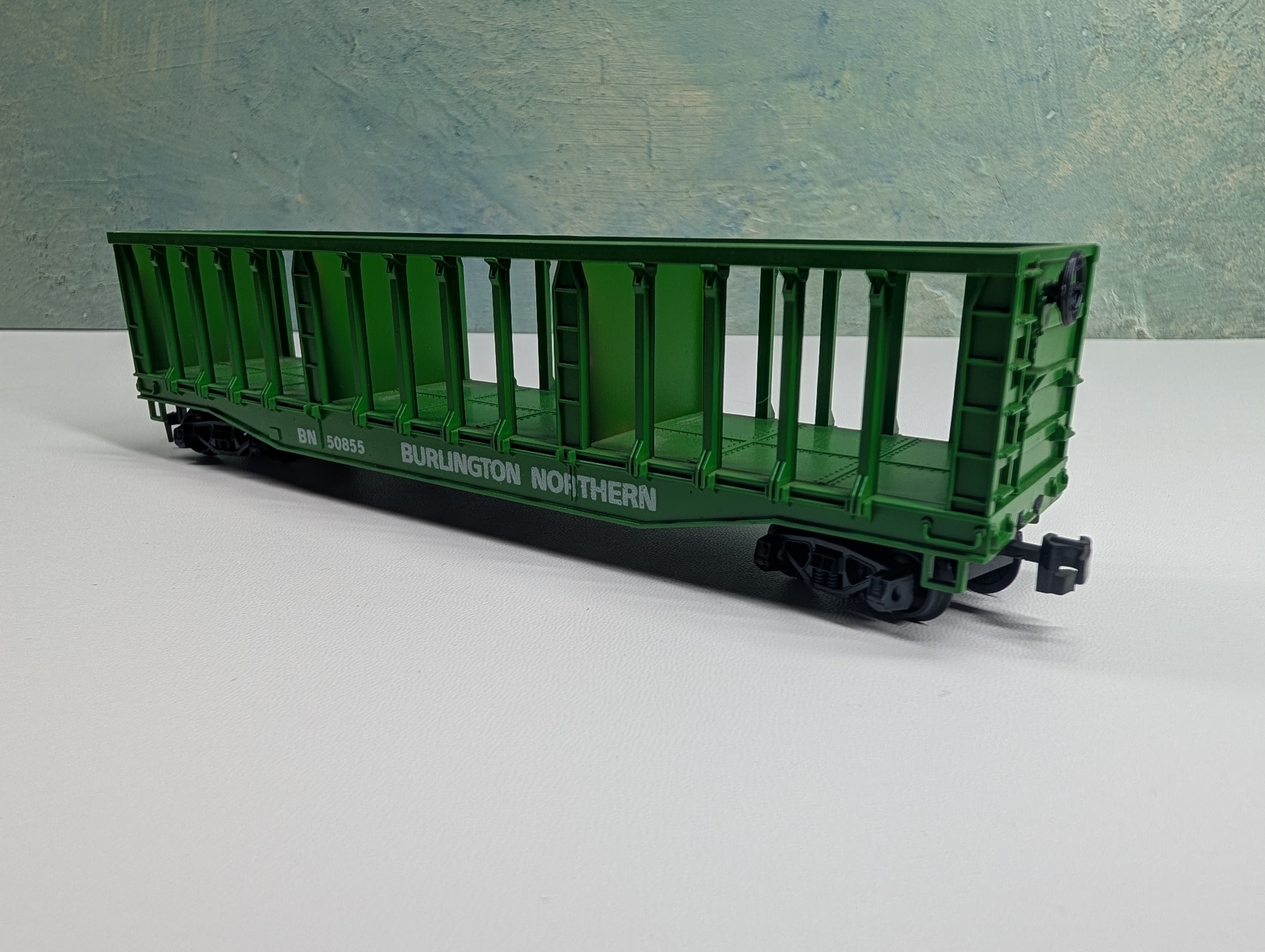 USED Roco HO Scale Pulpwood Rack Car Burlington Northern BN #50855