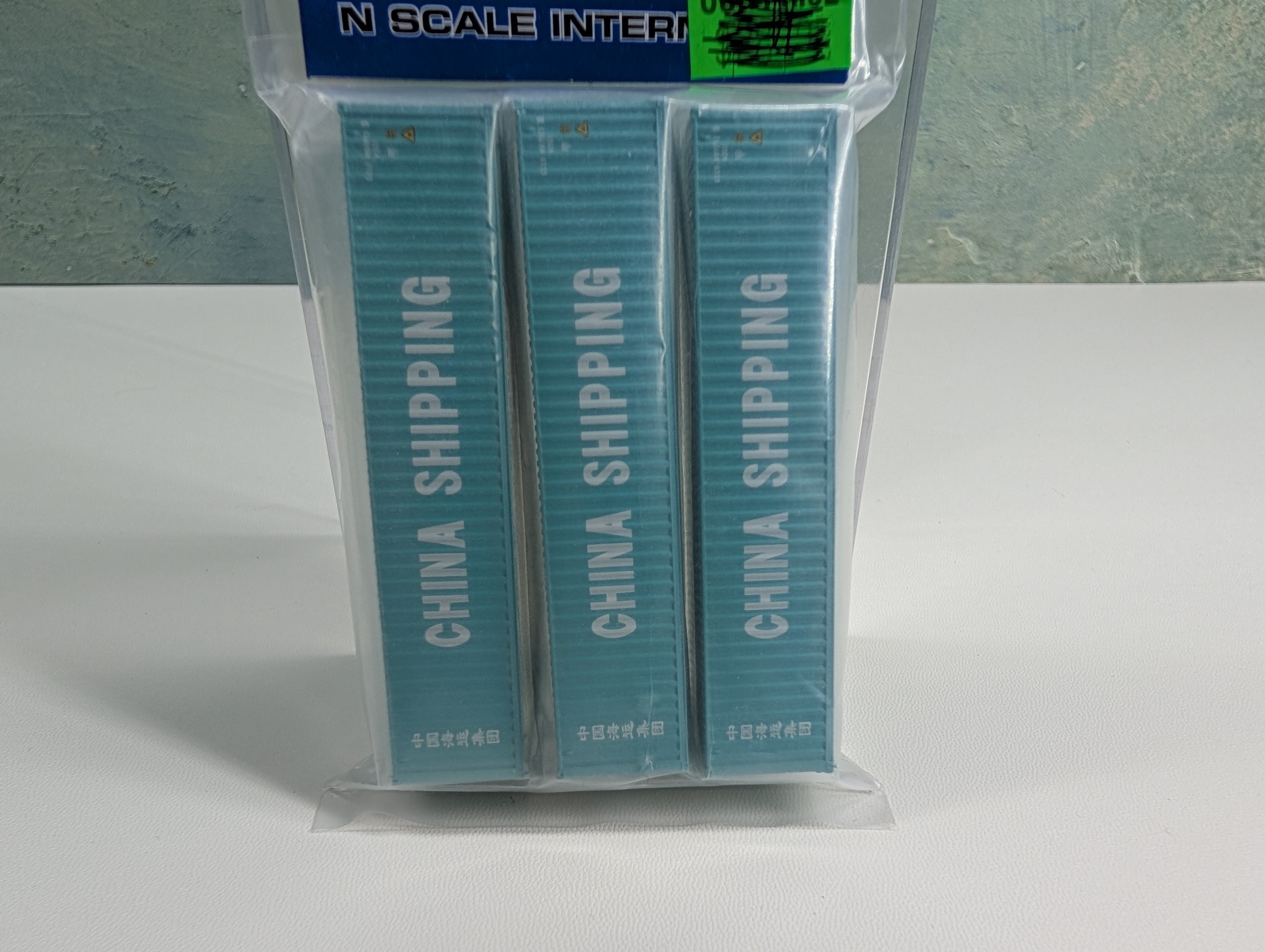 Atlas 50005883 N Scale 40' Standard Container China Shipping (3 pcs)