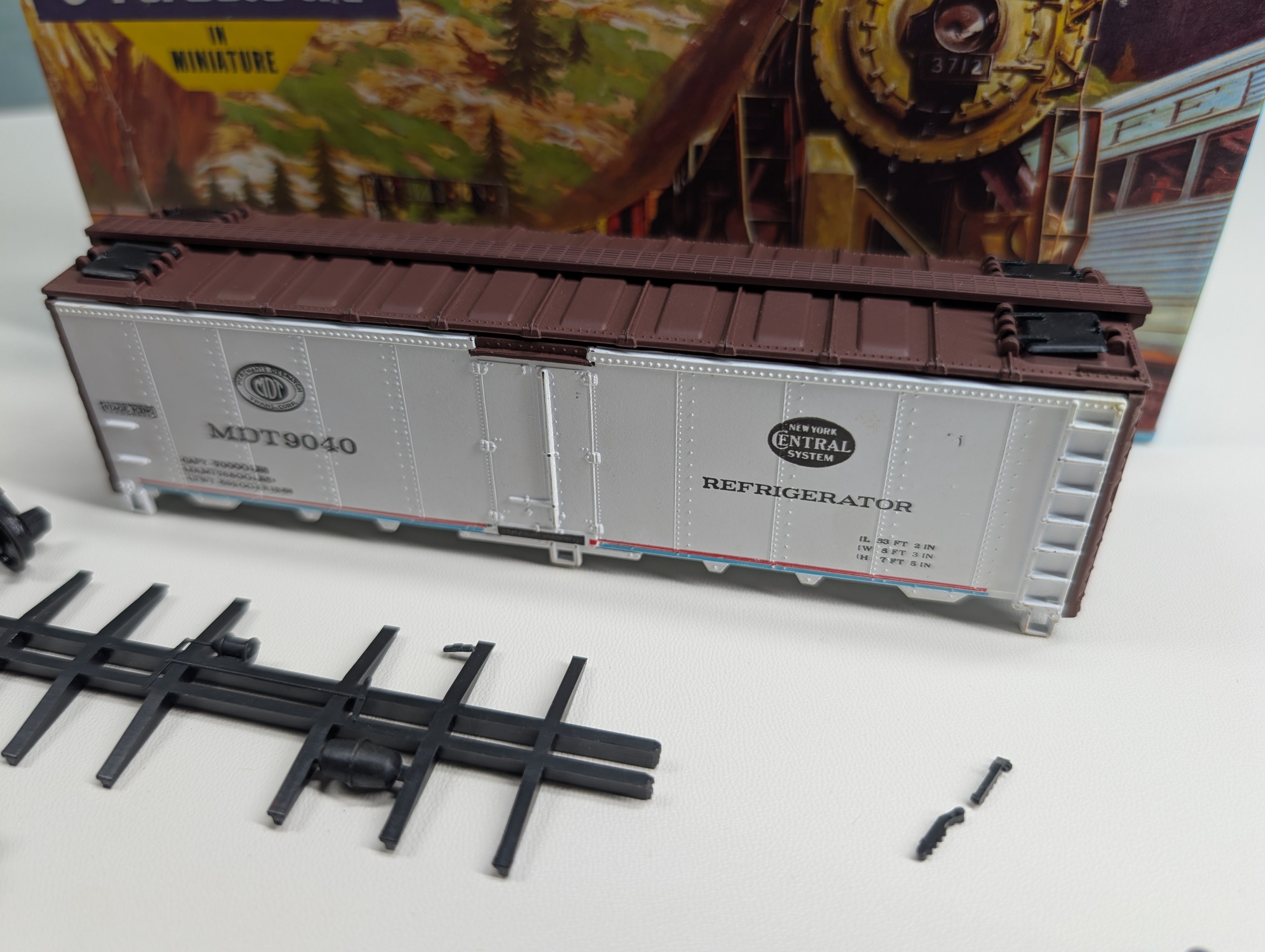 USED Athearn HO Scale 40' Reefer MDT #9040 KIT