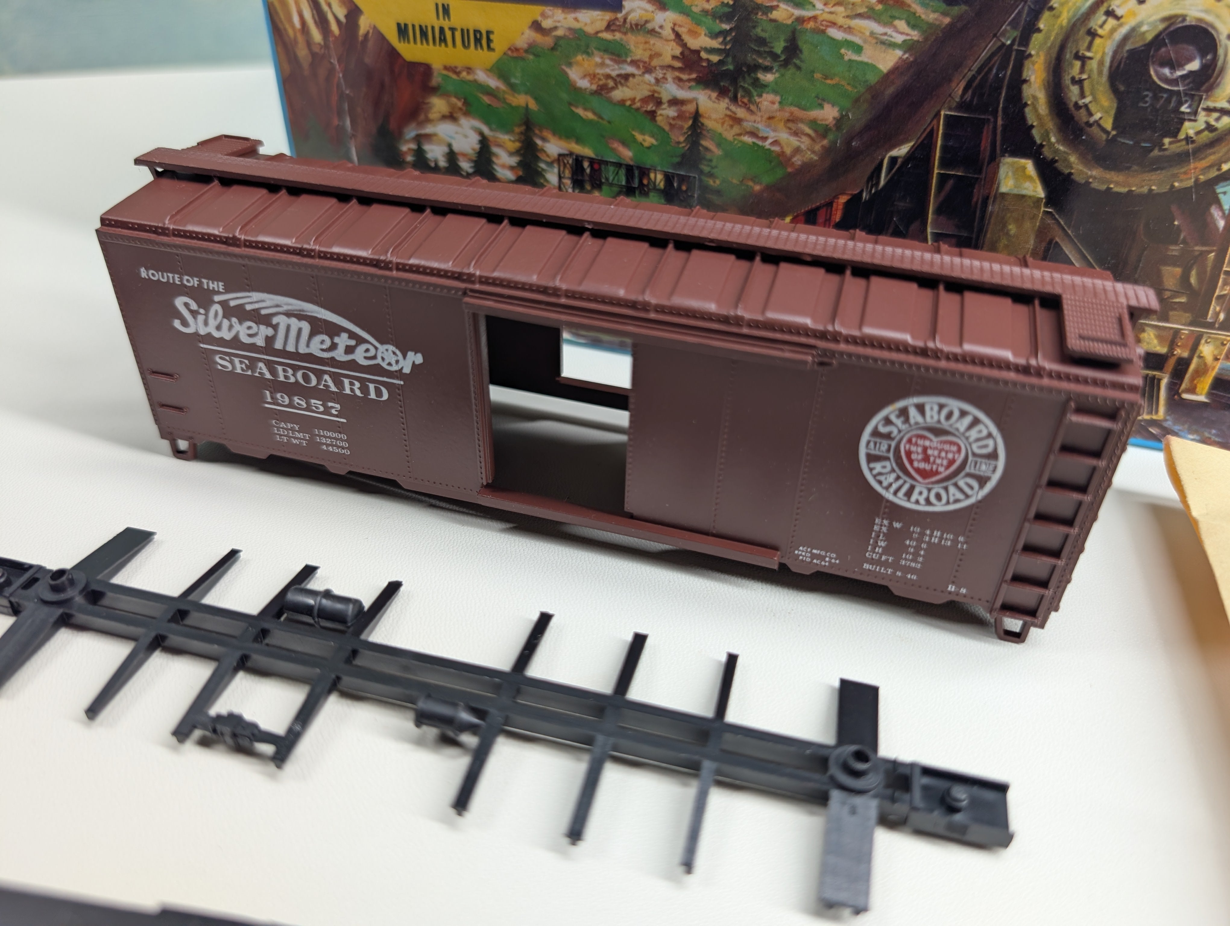 USED Athearn HO Scale 40' Box Car Seaboard Air Line #19857 Bev-Bel KIT