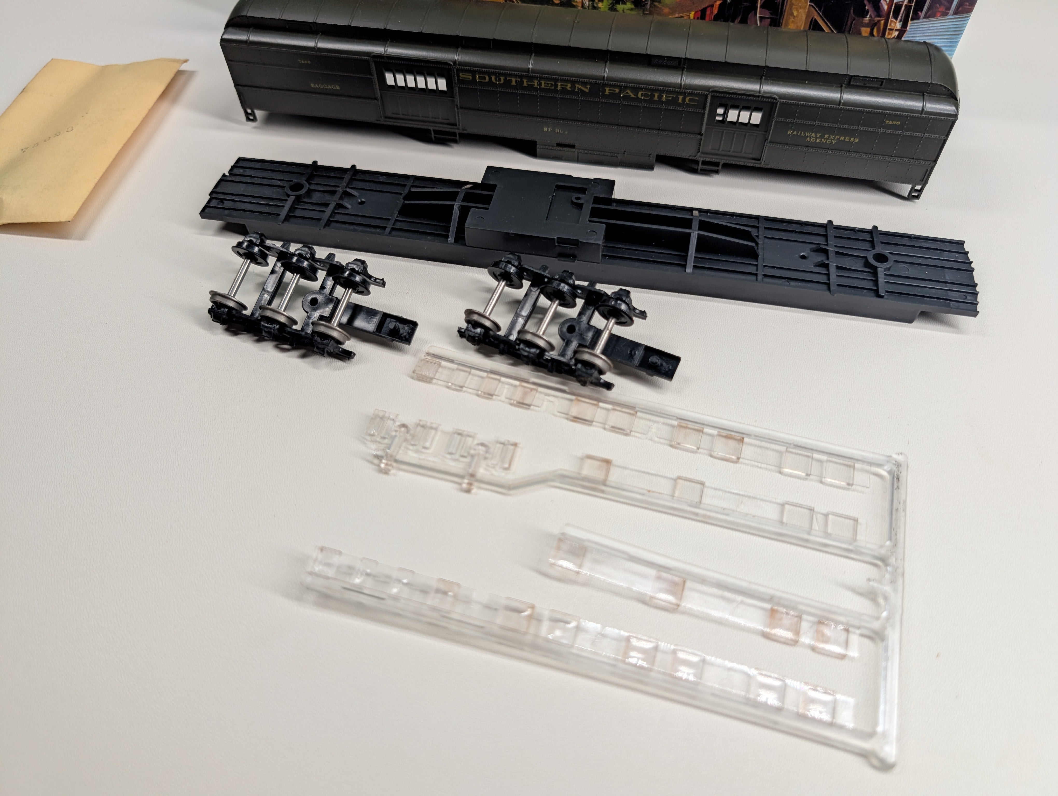 USED Athearn HO Scale STD Baggage Car Southern Pacific SP #304 KIT