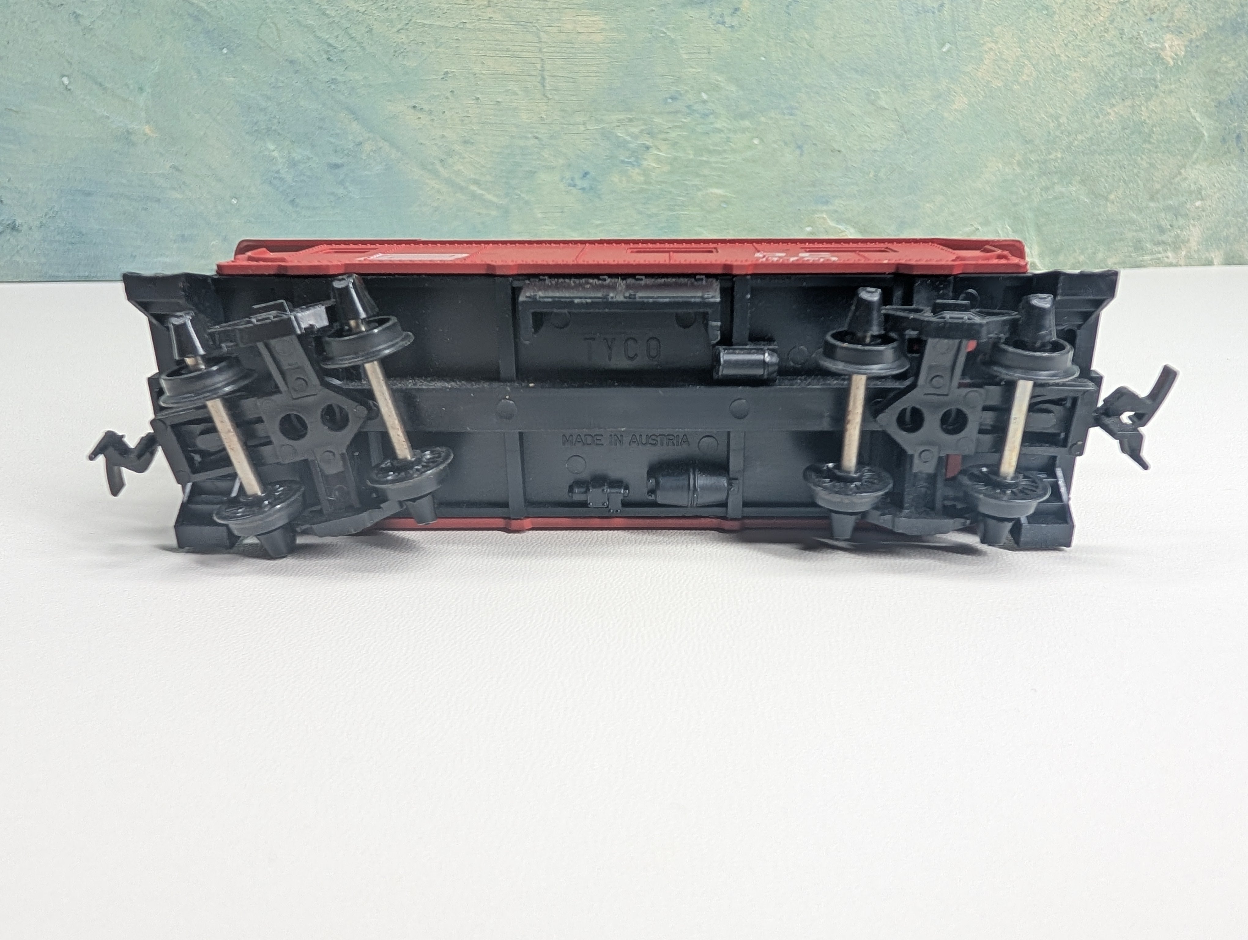 USED Tyco HO Scale Caboose Penn Central PC #4751