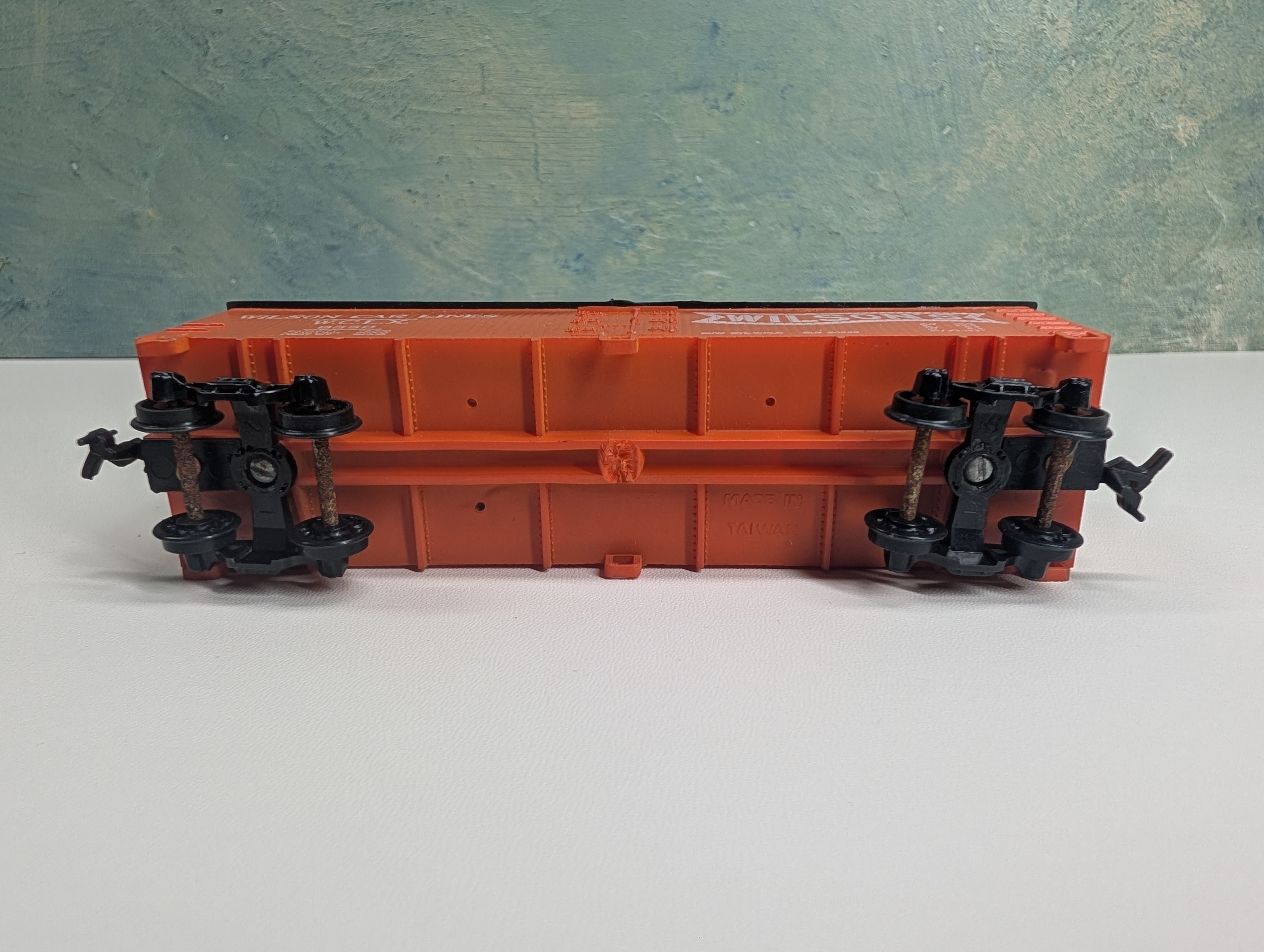 USED HO Scale Wooden Box Car Wilson Car Lines WCLX #9350