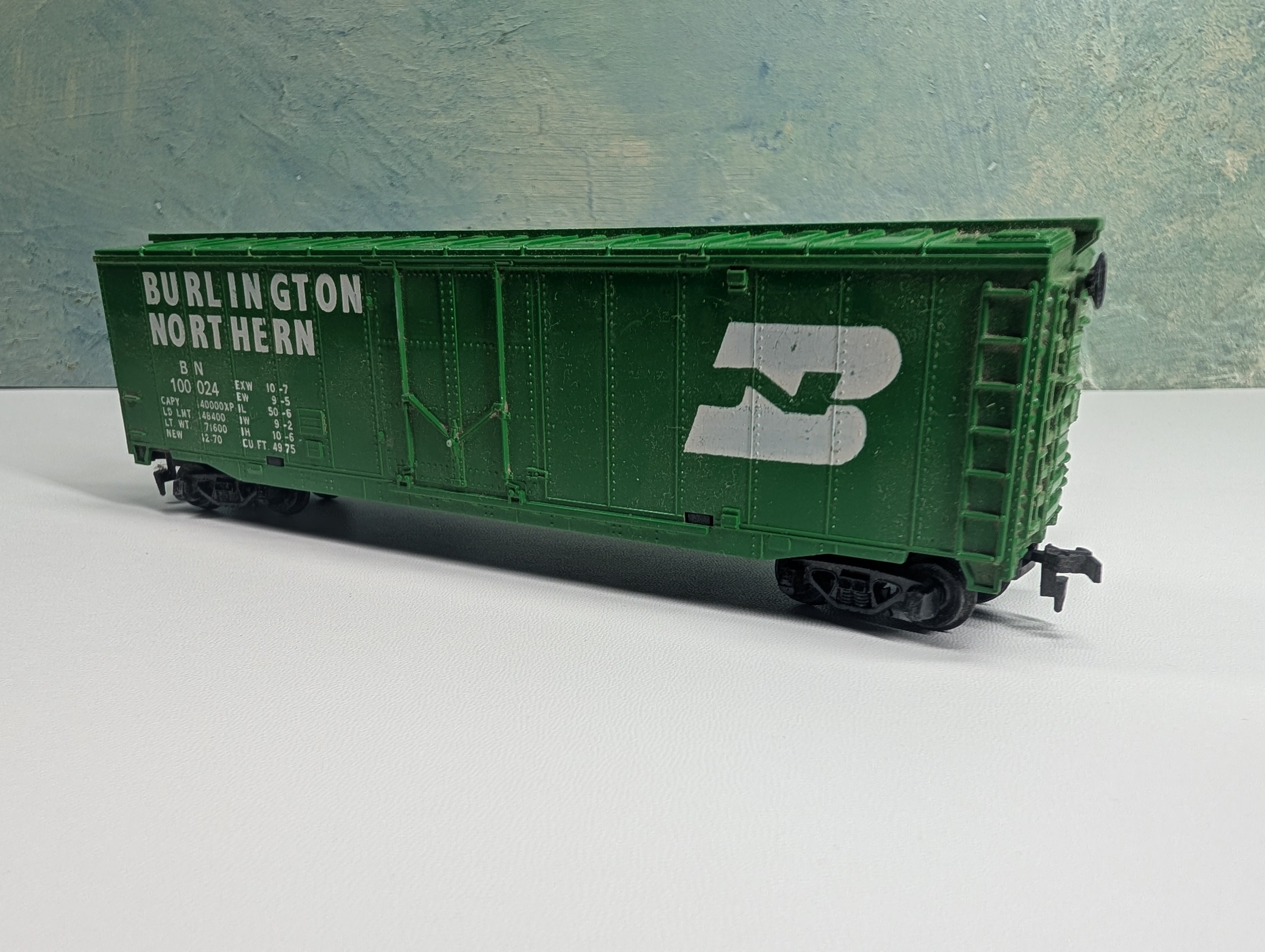 USED Tyco HO Scale 50' Box Car Burlington Northern BN #100024