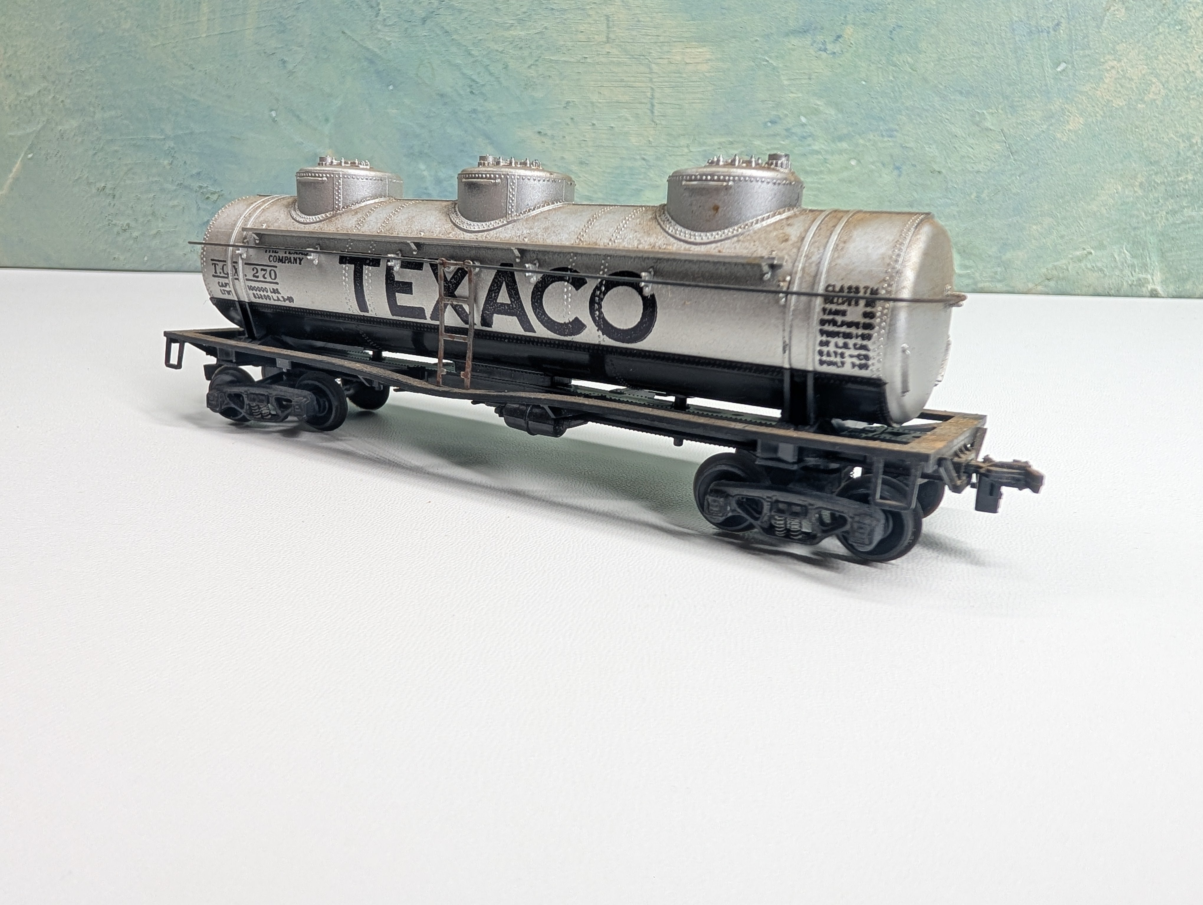 USED Athearn HO Scale Triple Dome Tank Car Texaco TCX #270