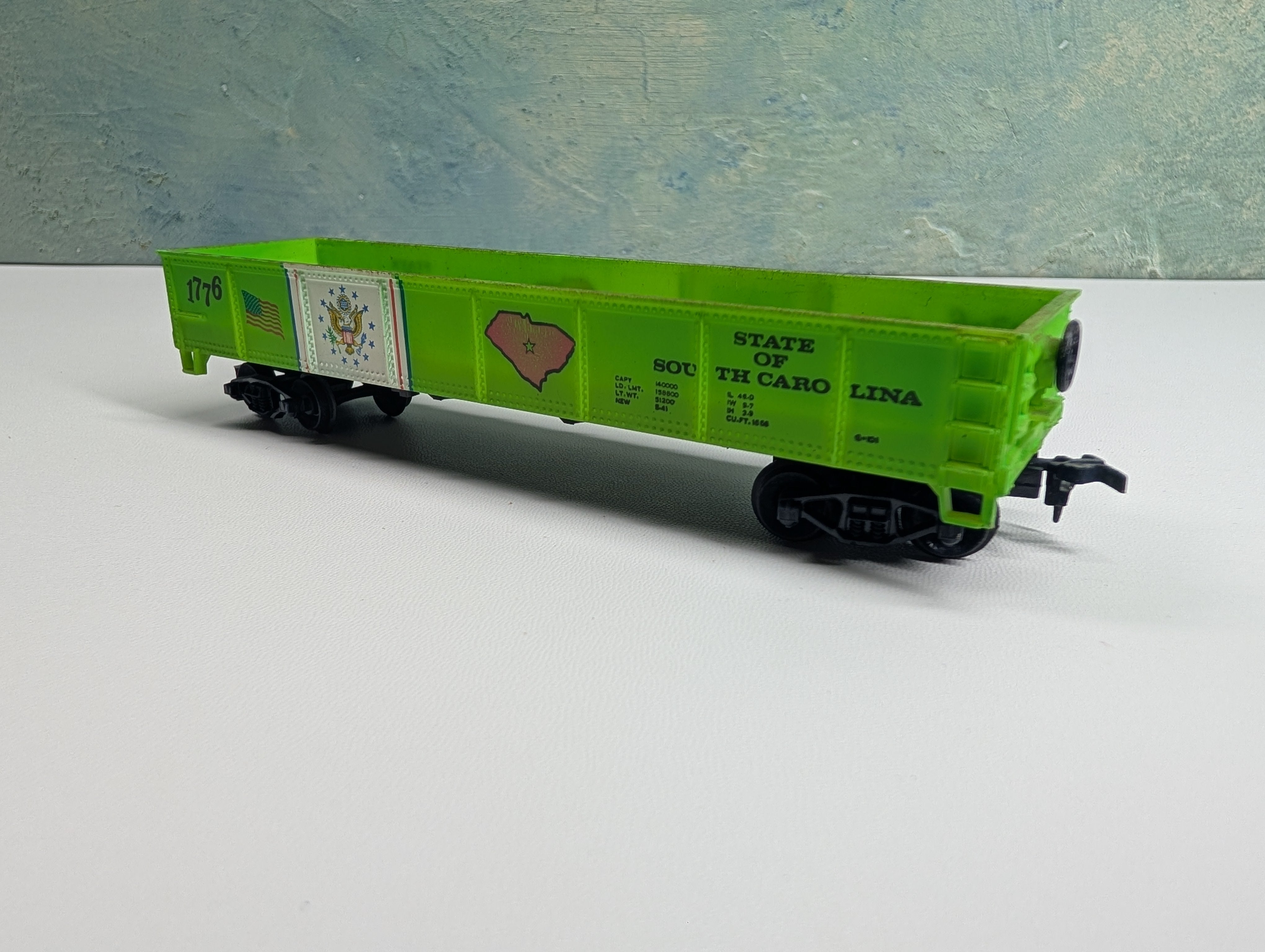 USED HO Scale State Gondola State of South Carolina 1776