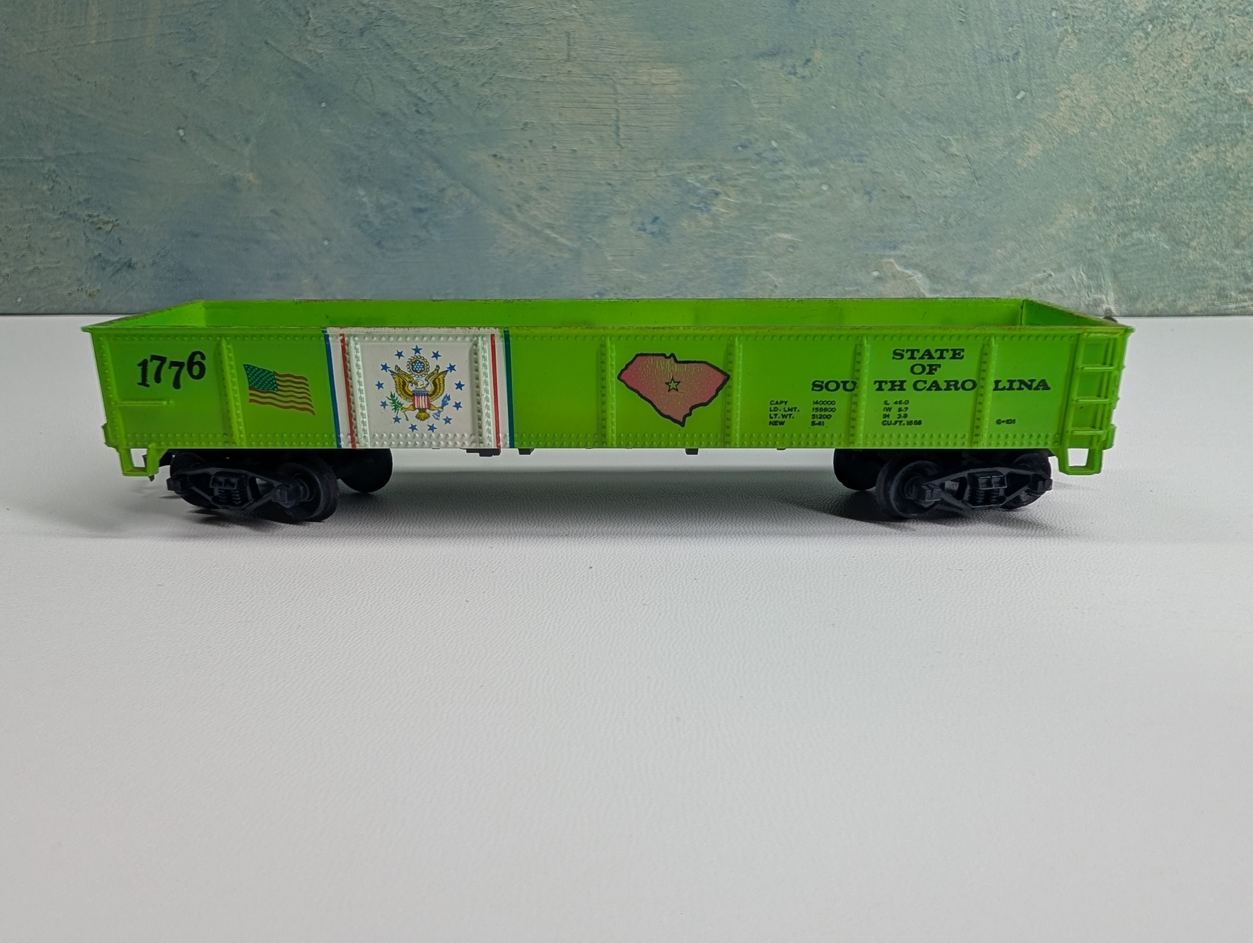 USED HO Scale State Gondola State of South Carolina 1776
