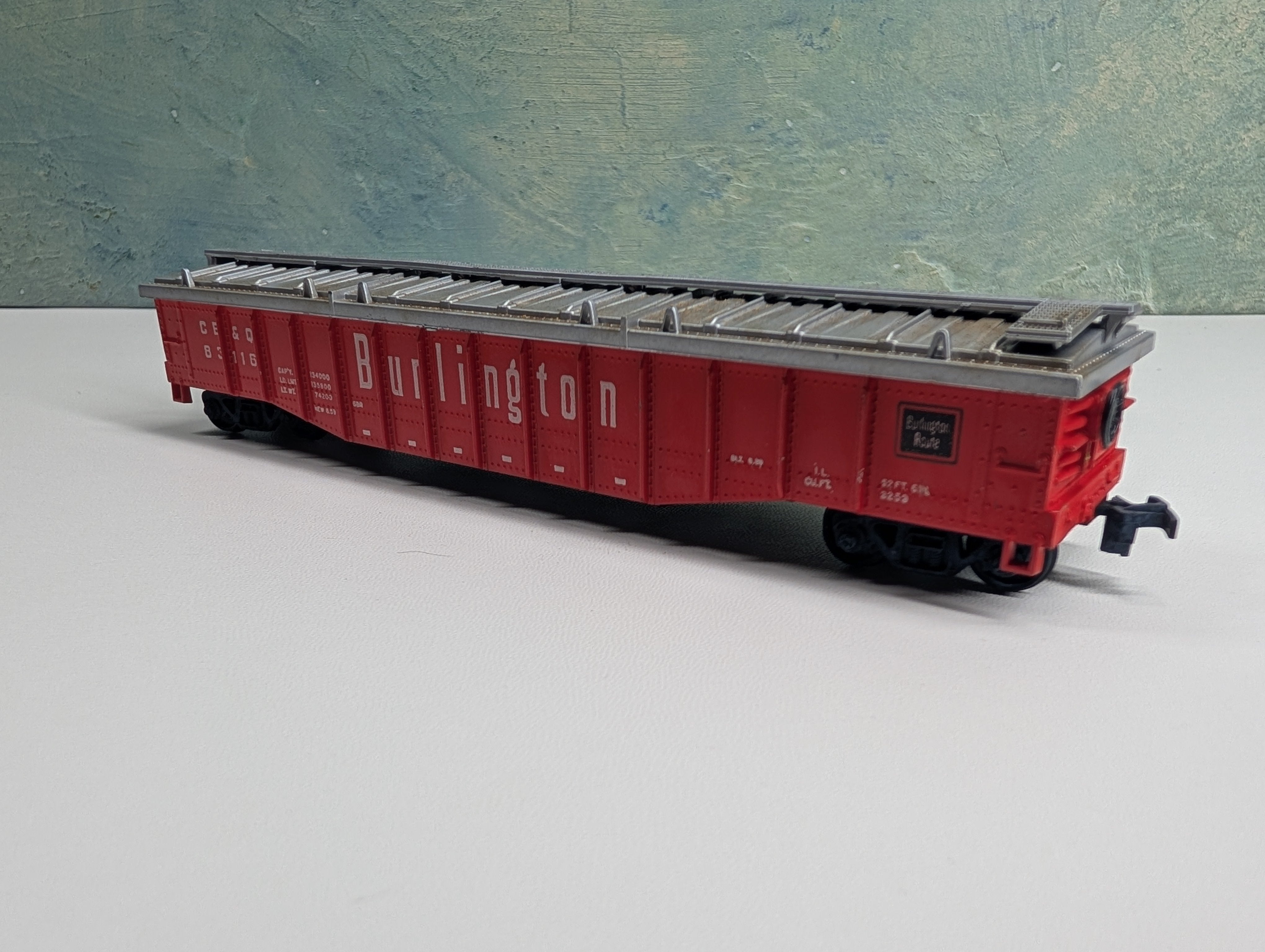 USED Athearn HO Scale Covered Gondola Burlington CB&Q #83116