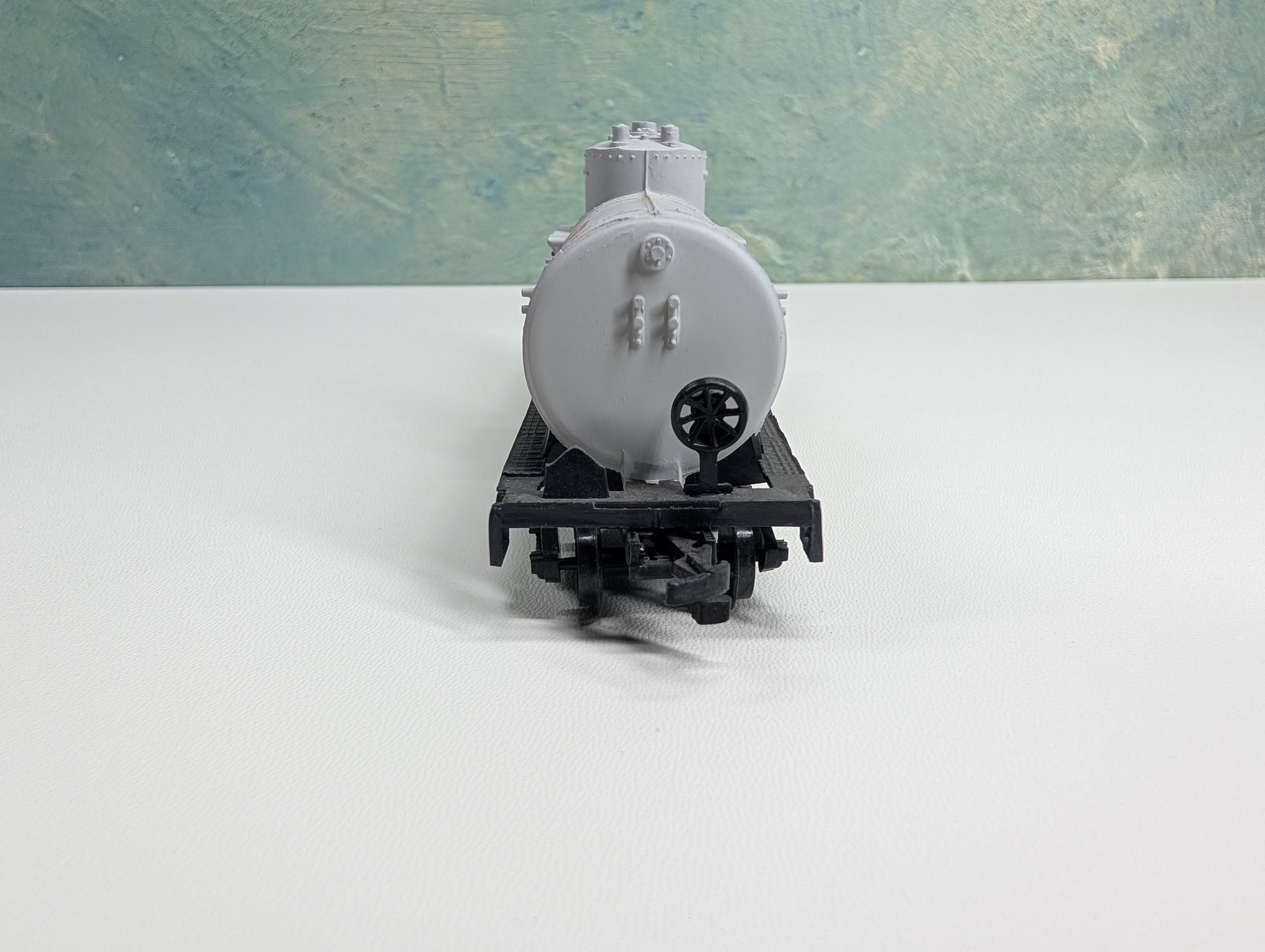 USED Life-Like HO Scale Single Dome Tank Car Allied Chemical ACDX #68075