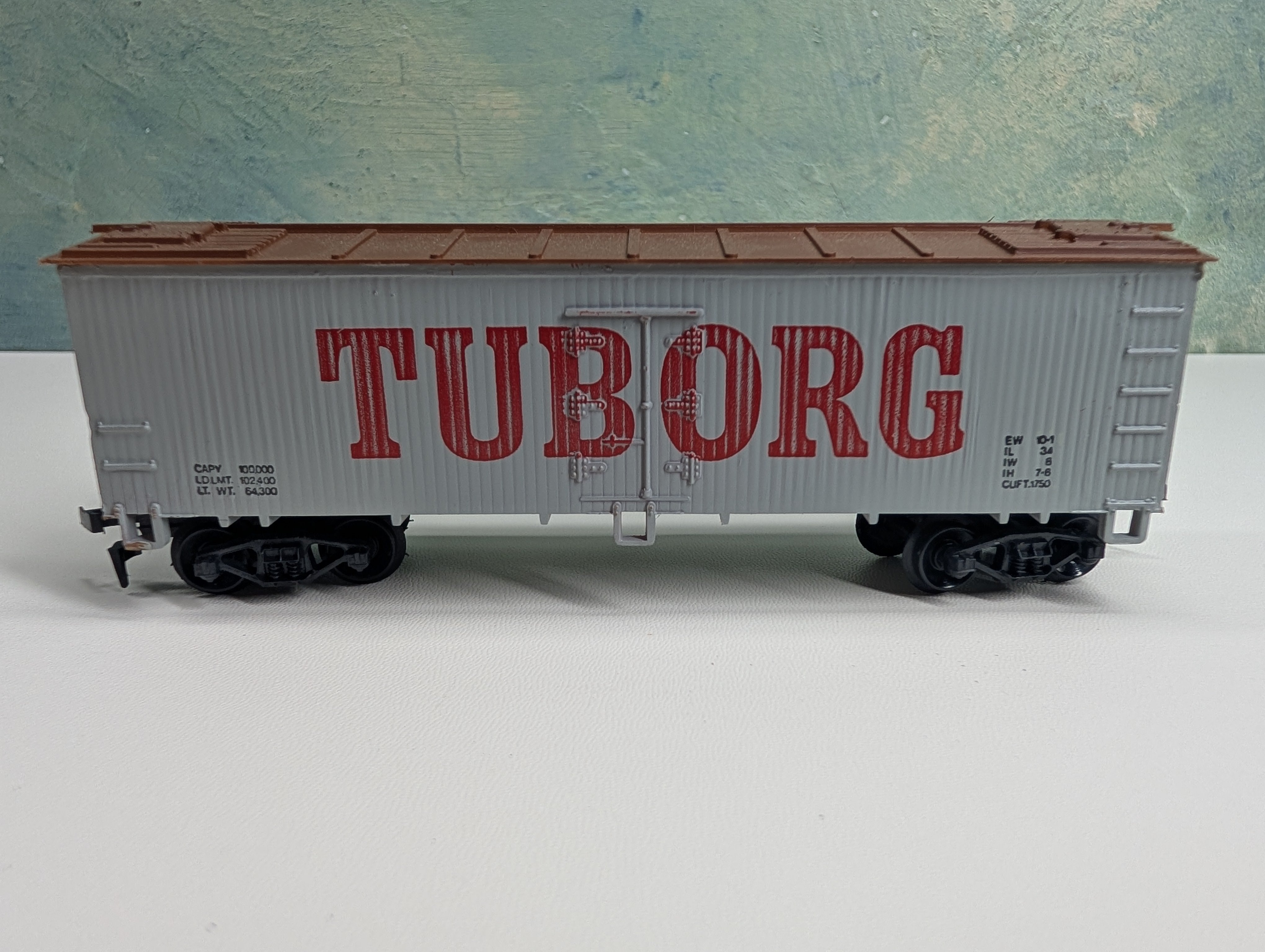 USED Life-Like HO Scale Wood Reefer Tuborg