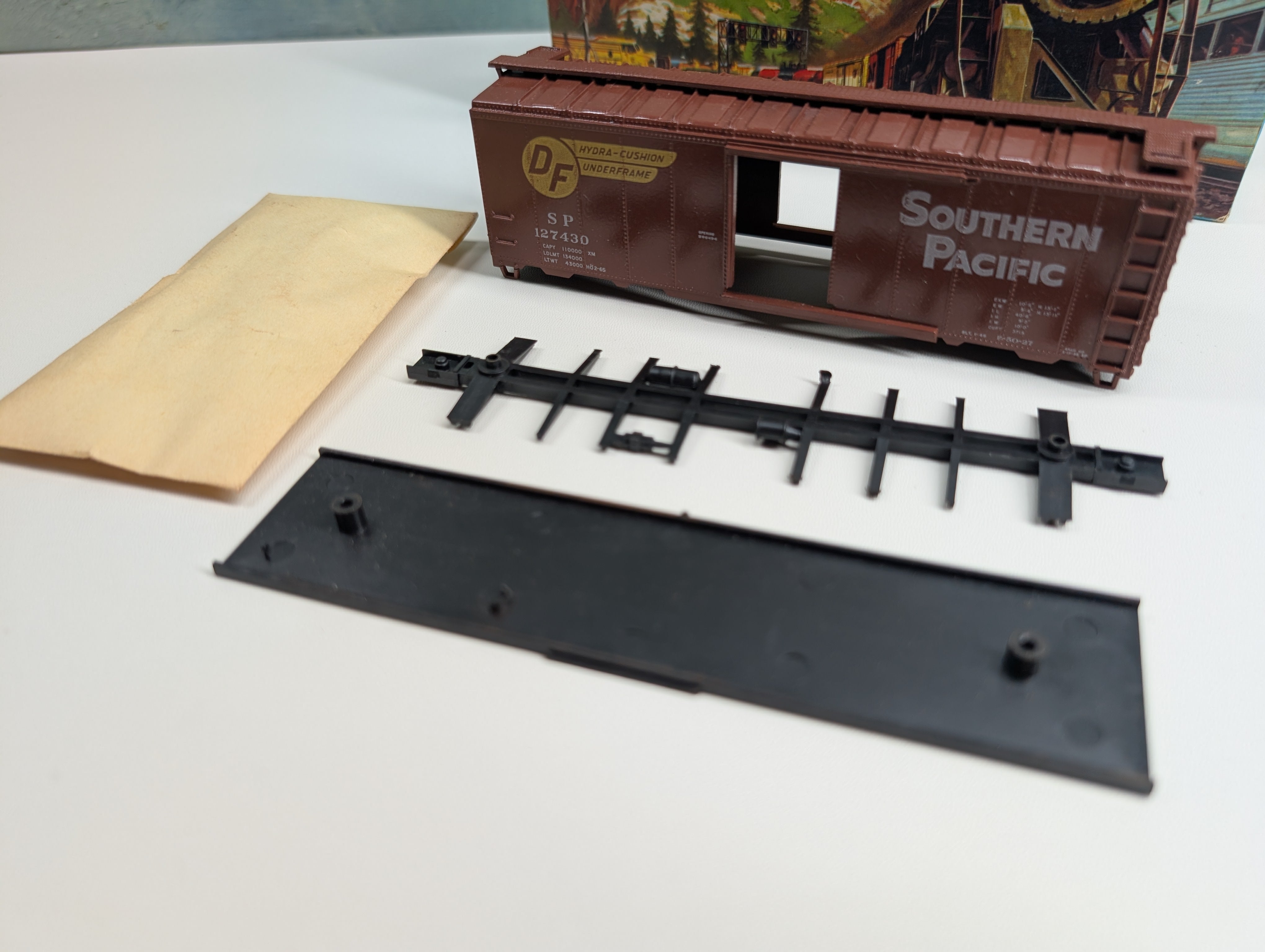 USED Athearn HO Scale 40' Box Car Southern Pacific SP #127430 KIT