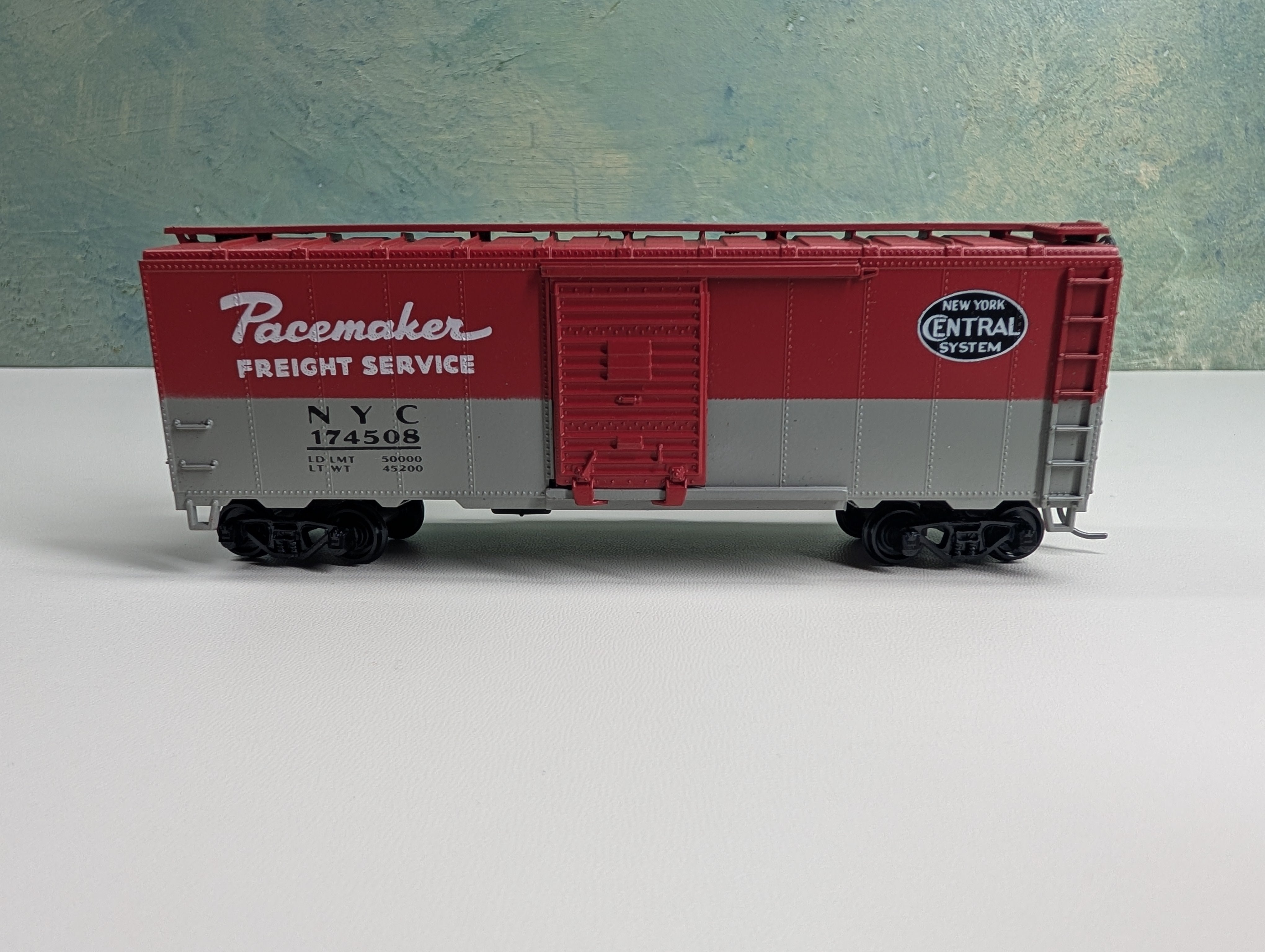 USED Athearn HO Scale 40' Box Car New York Central NYC #174508 Pacemaker, Bev-Bel