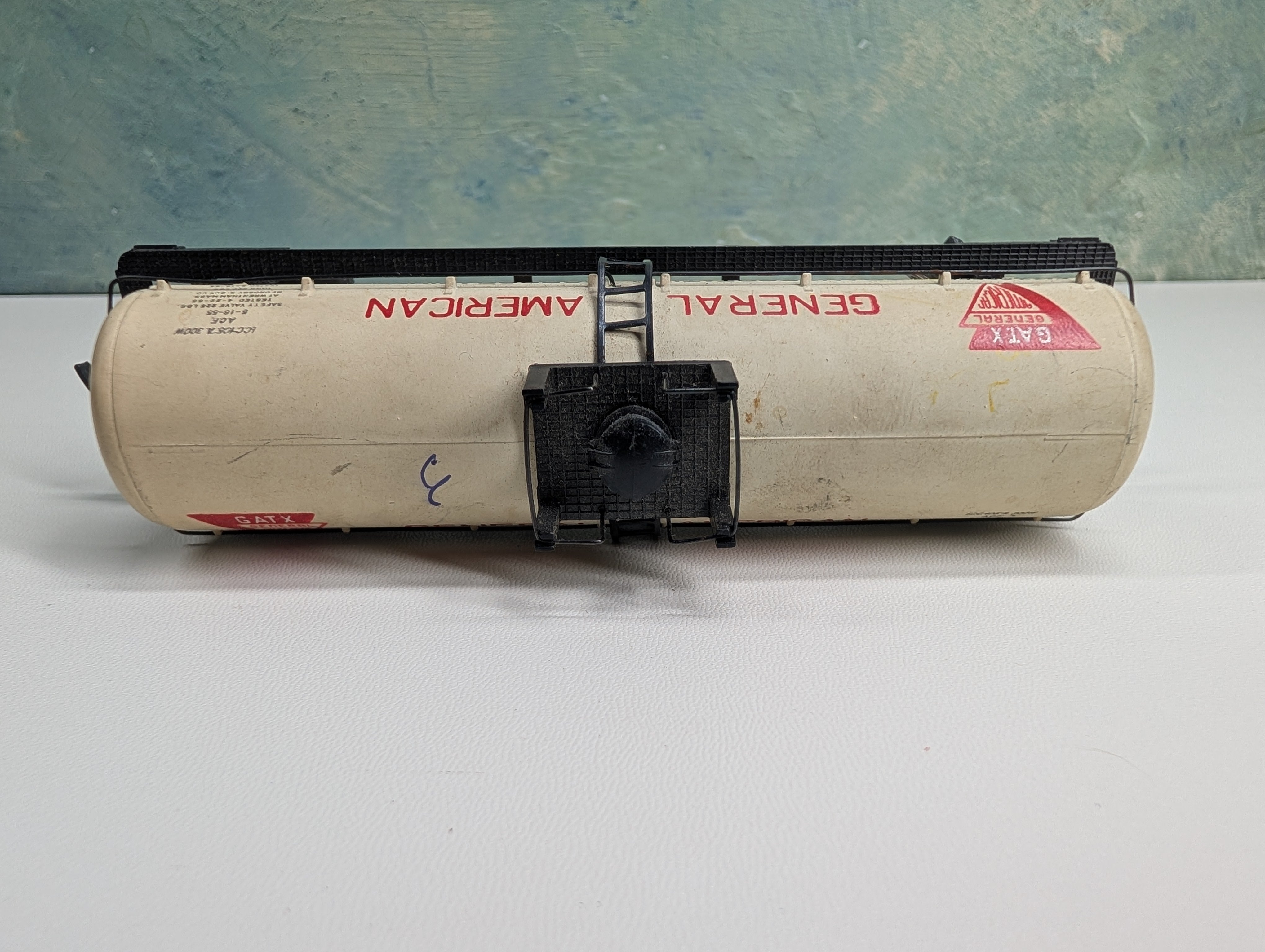 USED HO Scale Tank Car General American GATX #83600