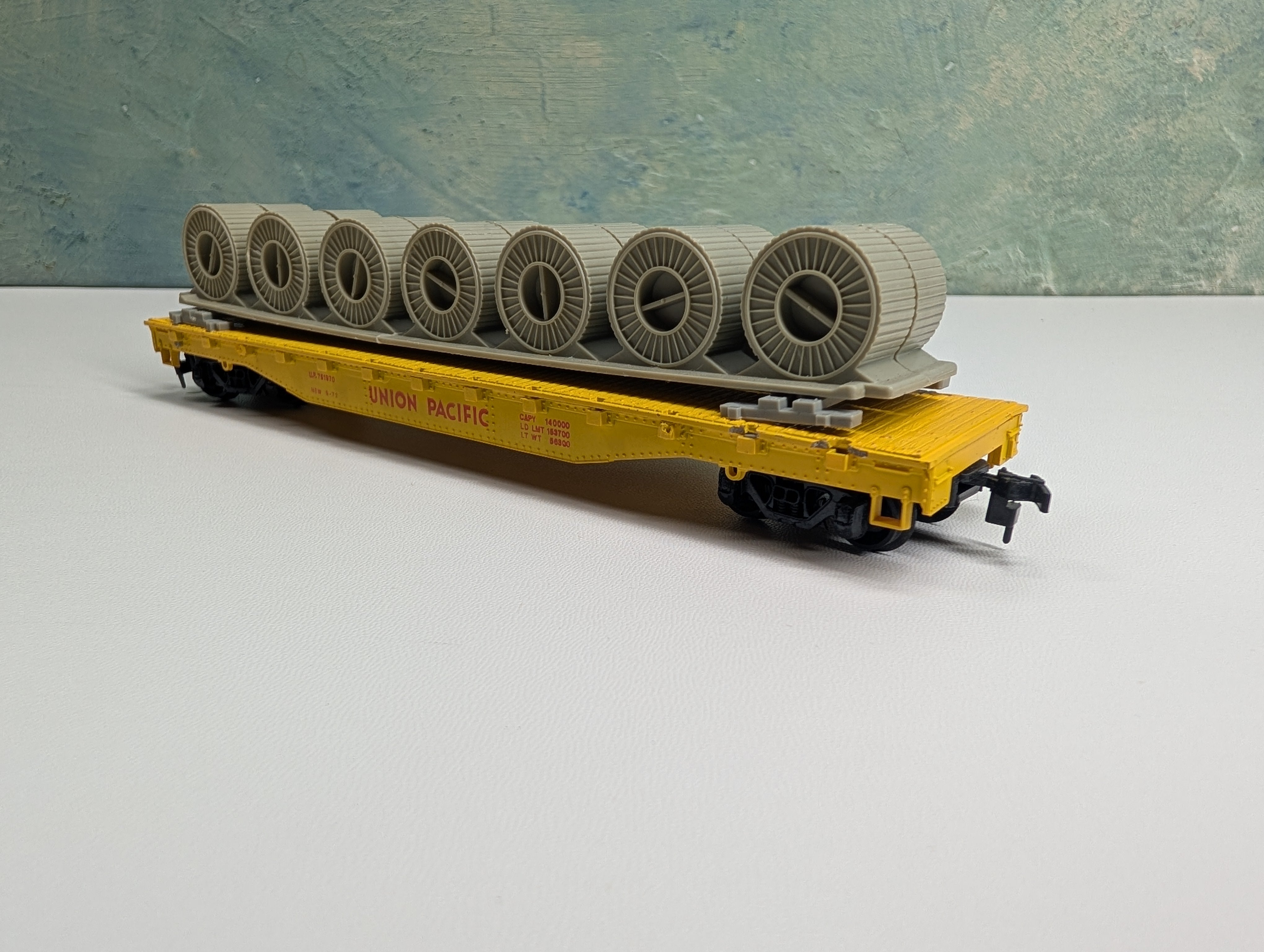 USED HO Scale Flat Car w/ Coil Load Union Pacific UP #751970