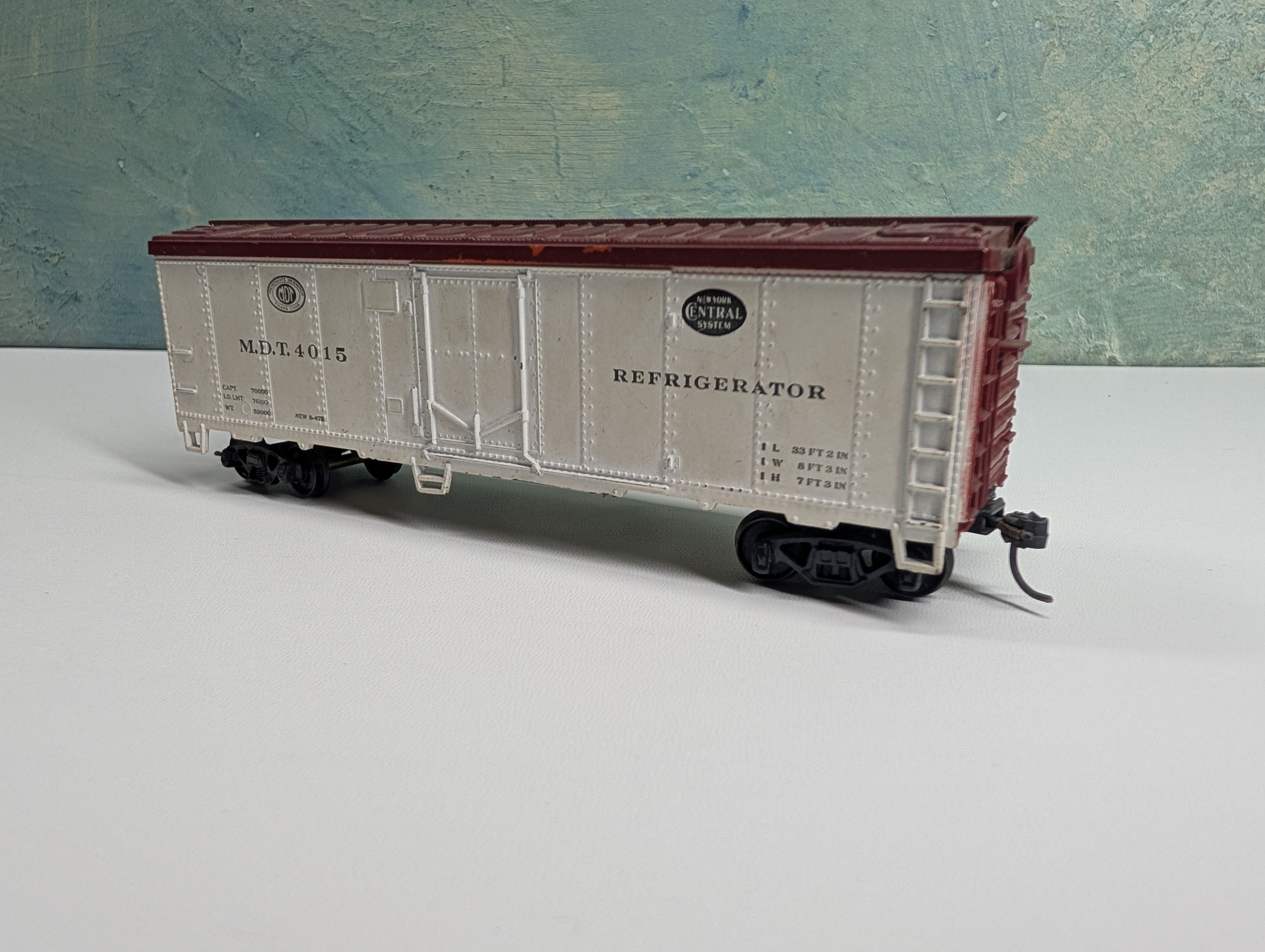 USED REVELL HO Scale Reefer New York Central MDT #4015