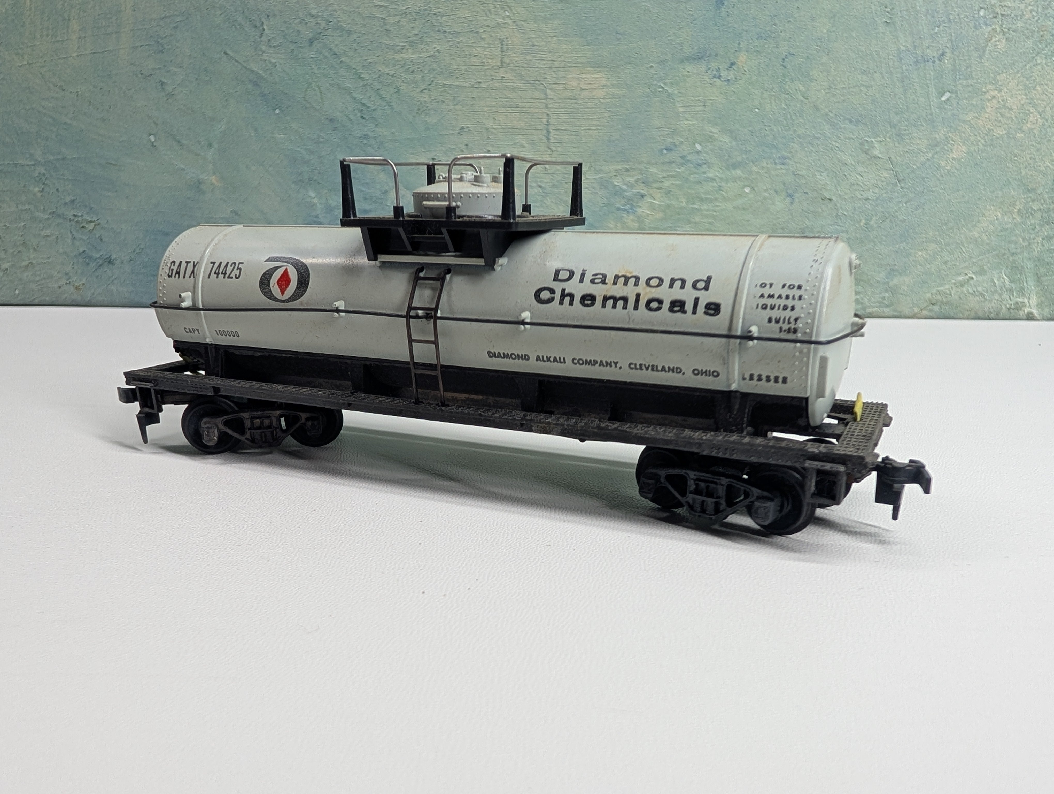 USED Mantua HO Scale Tank Car Diamond Chemicals GATX #74425