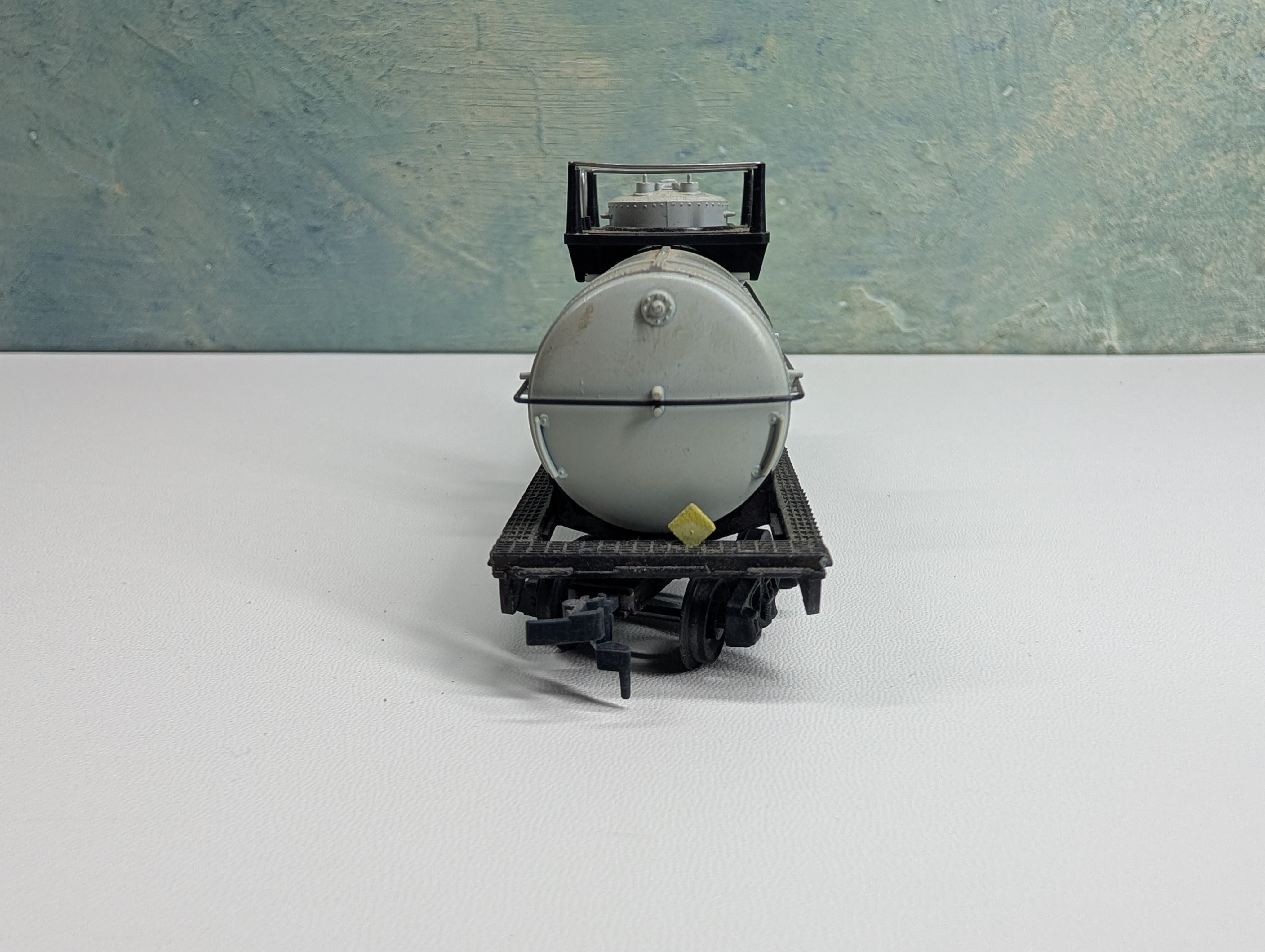 USED Mantua HO Scale Tank Car Diamond Chemicals GATX #74425