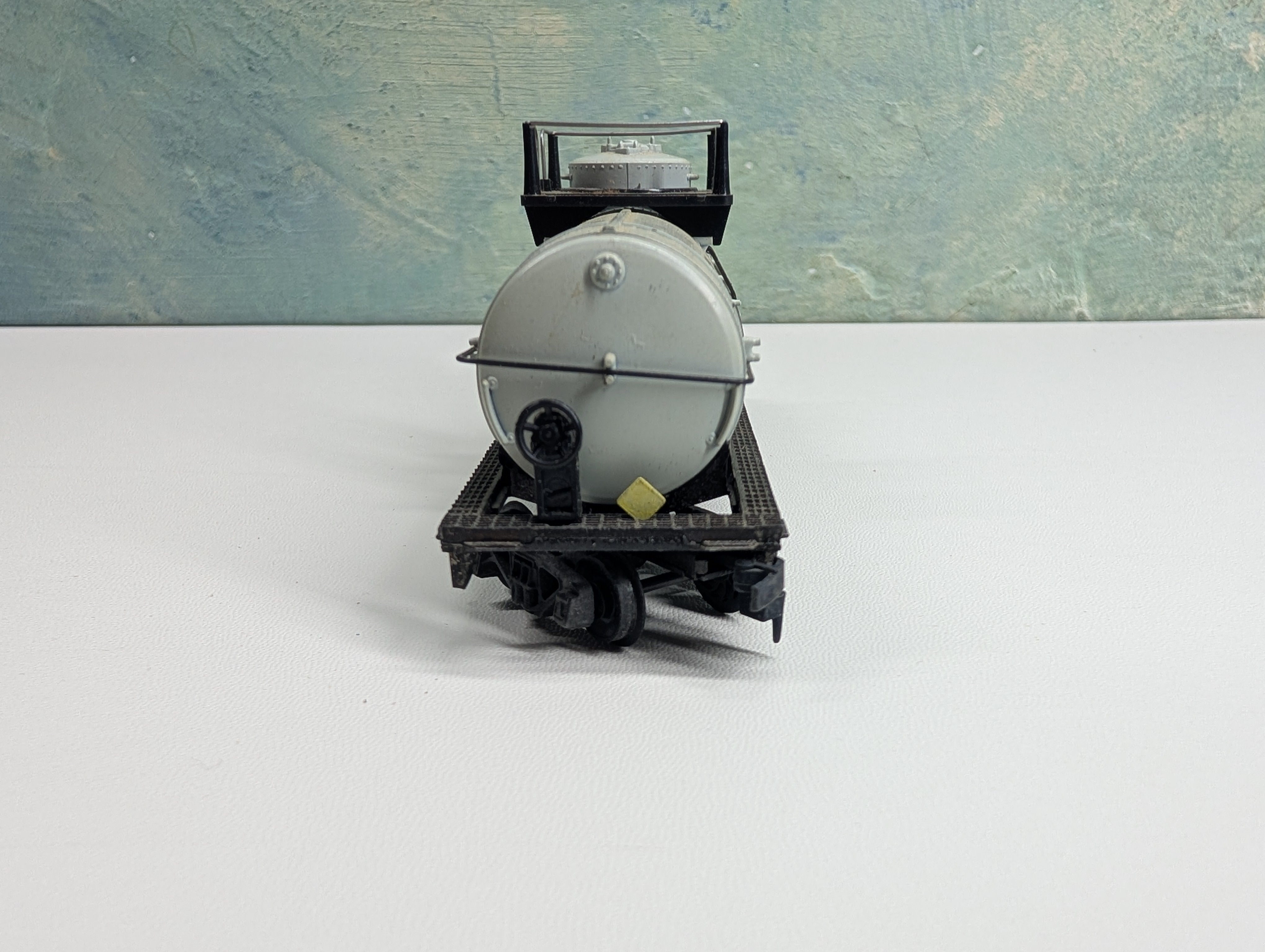 USED Mantua HO Scale Tank Car Diamond Chemicals GATX #74425