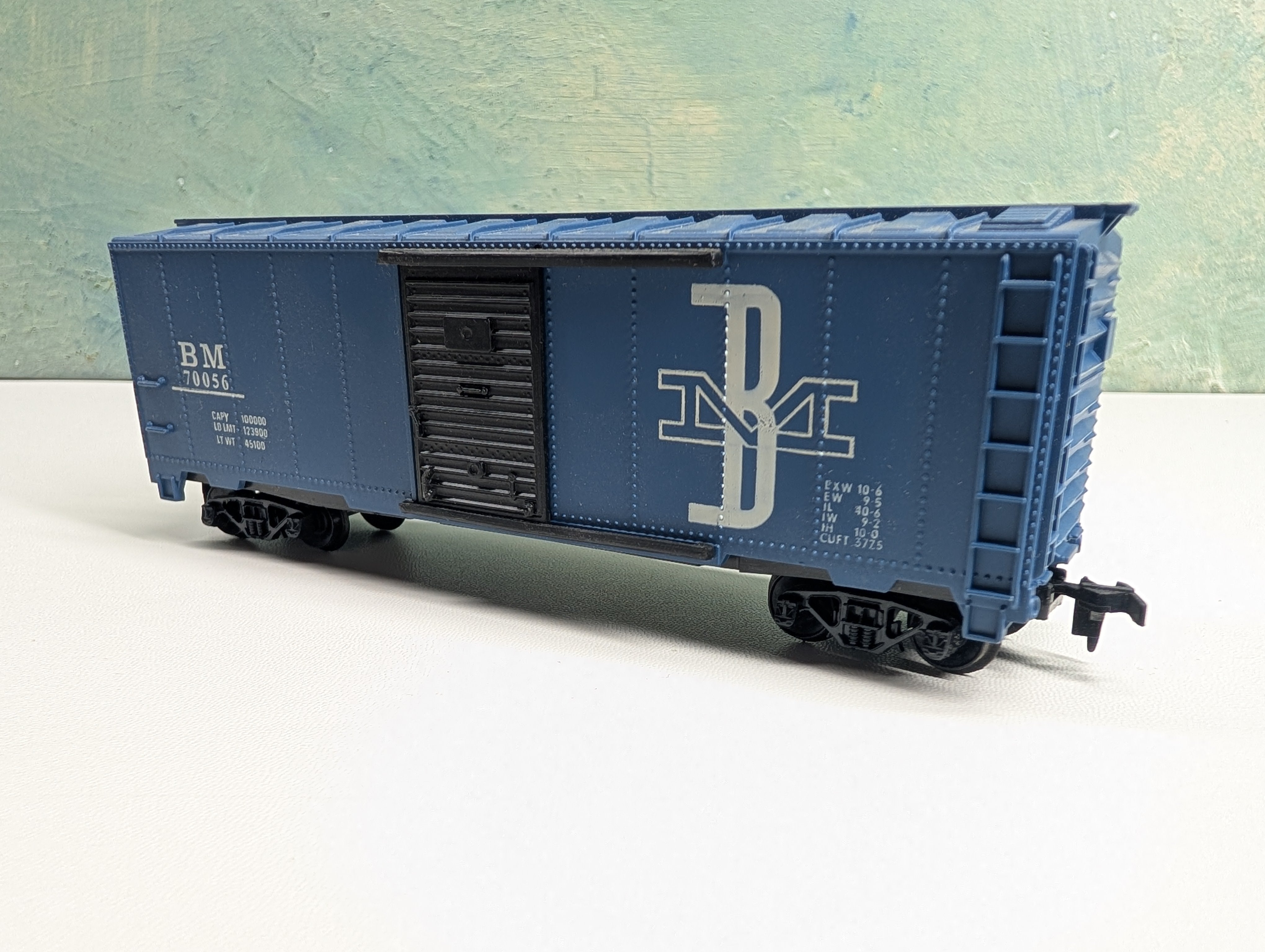 USED Tyco HO Scale 40' Box Car Boston and Maine BM #70056