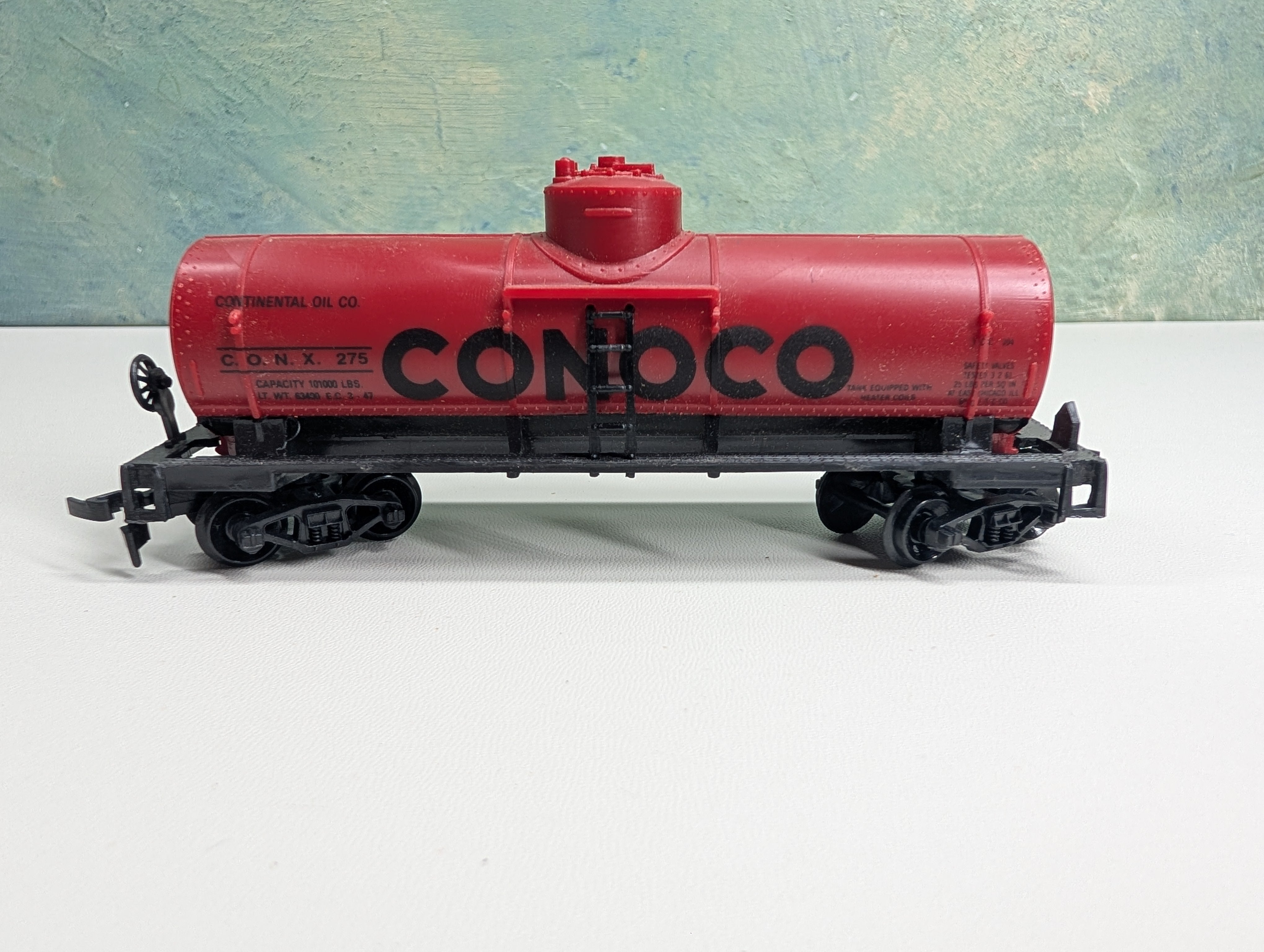 USED Life-Like HO Scale Tank Car Conoco CONX #275