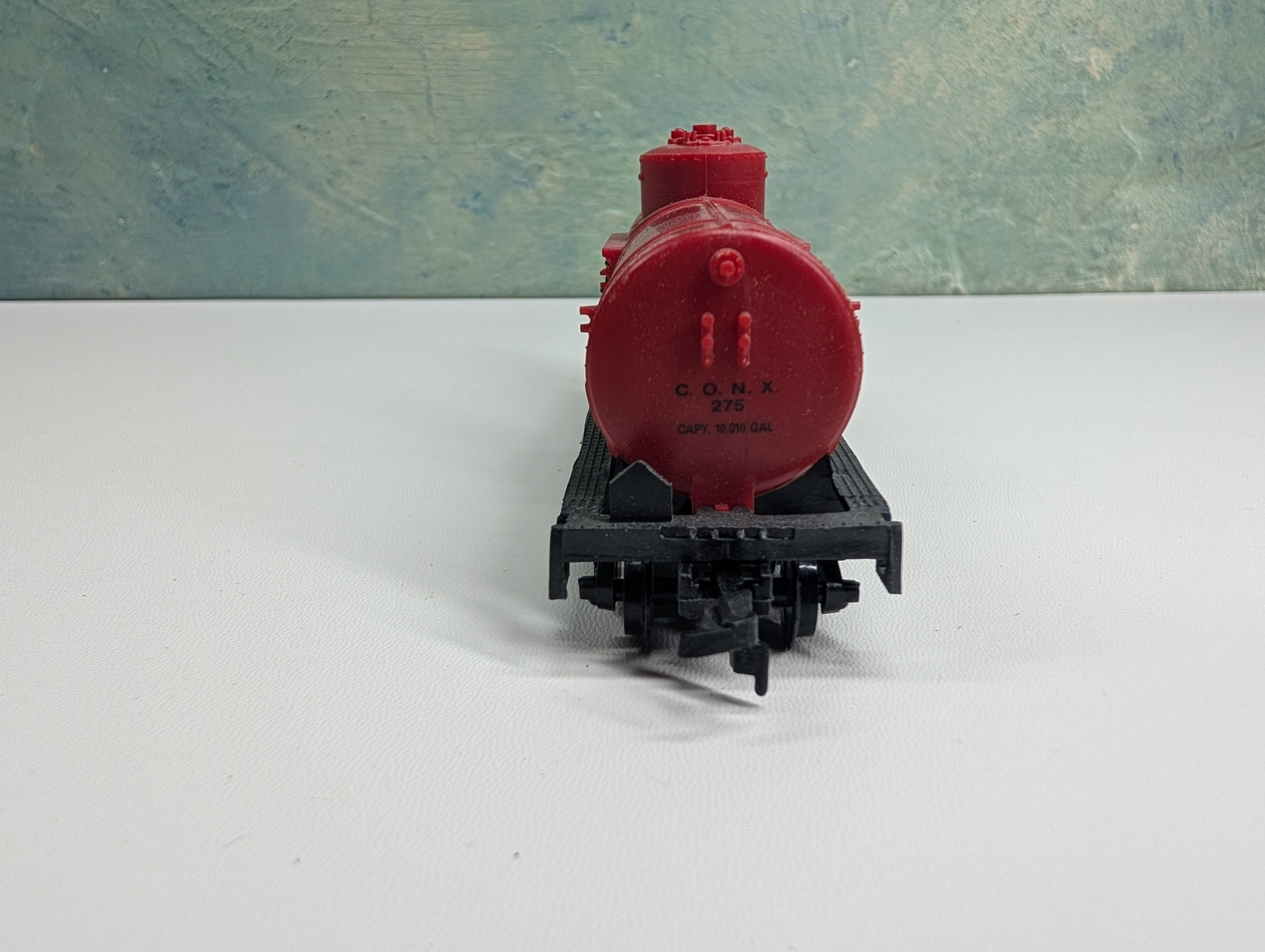 USED Life-Like HO Scale Tank Car Conoco CONX #275