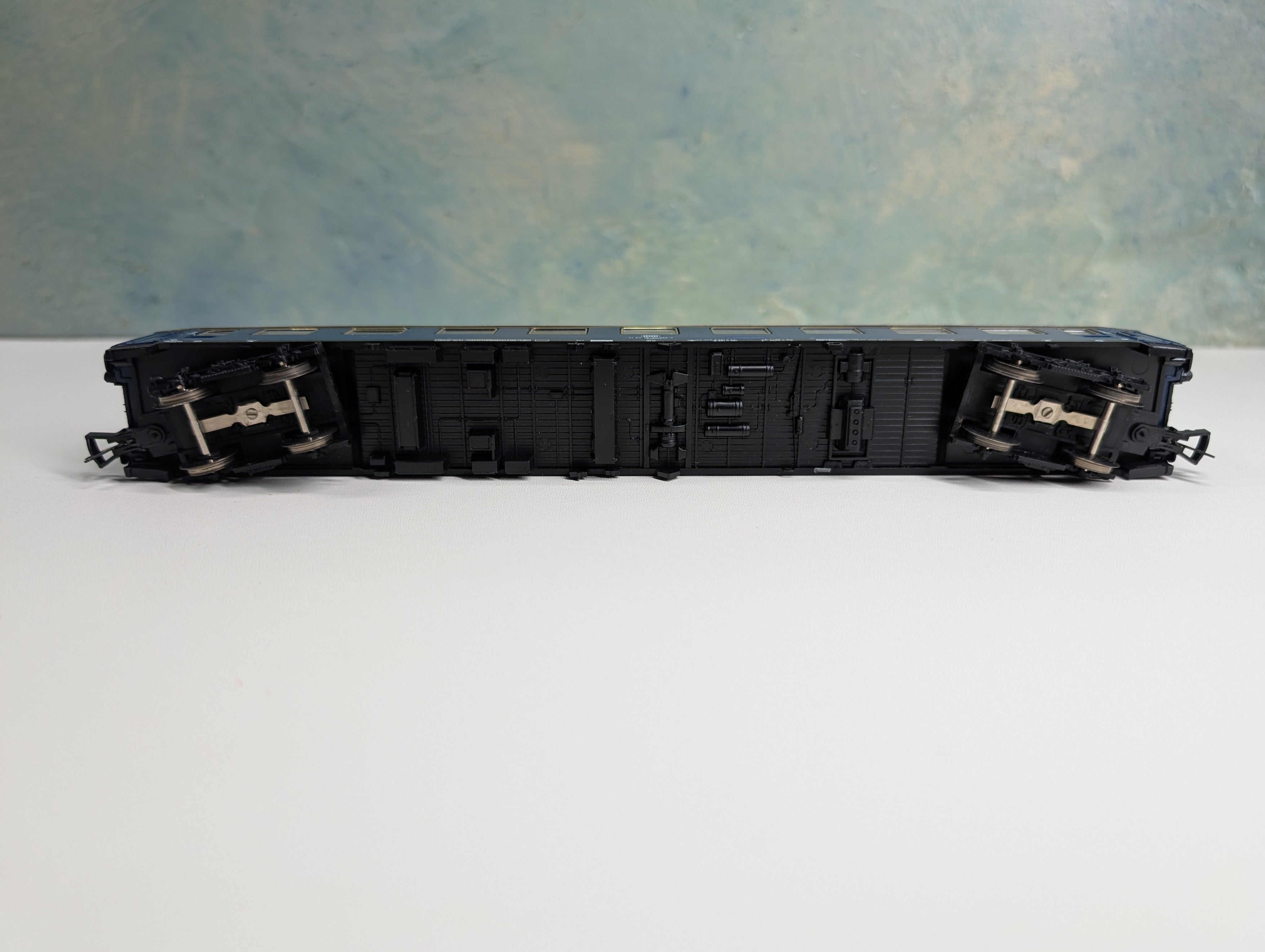 USED Fleischmann 5104 HO Scale Blue Coach Passenger Car #DB 518010-80-222-2
