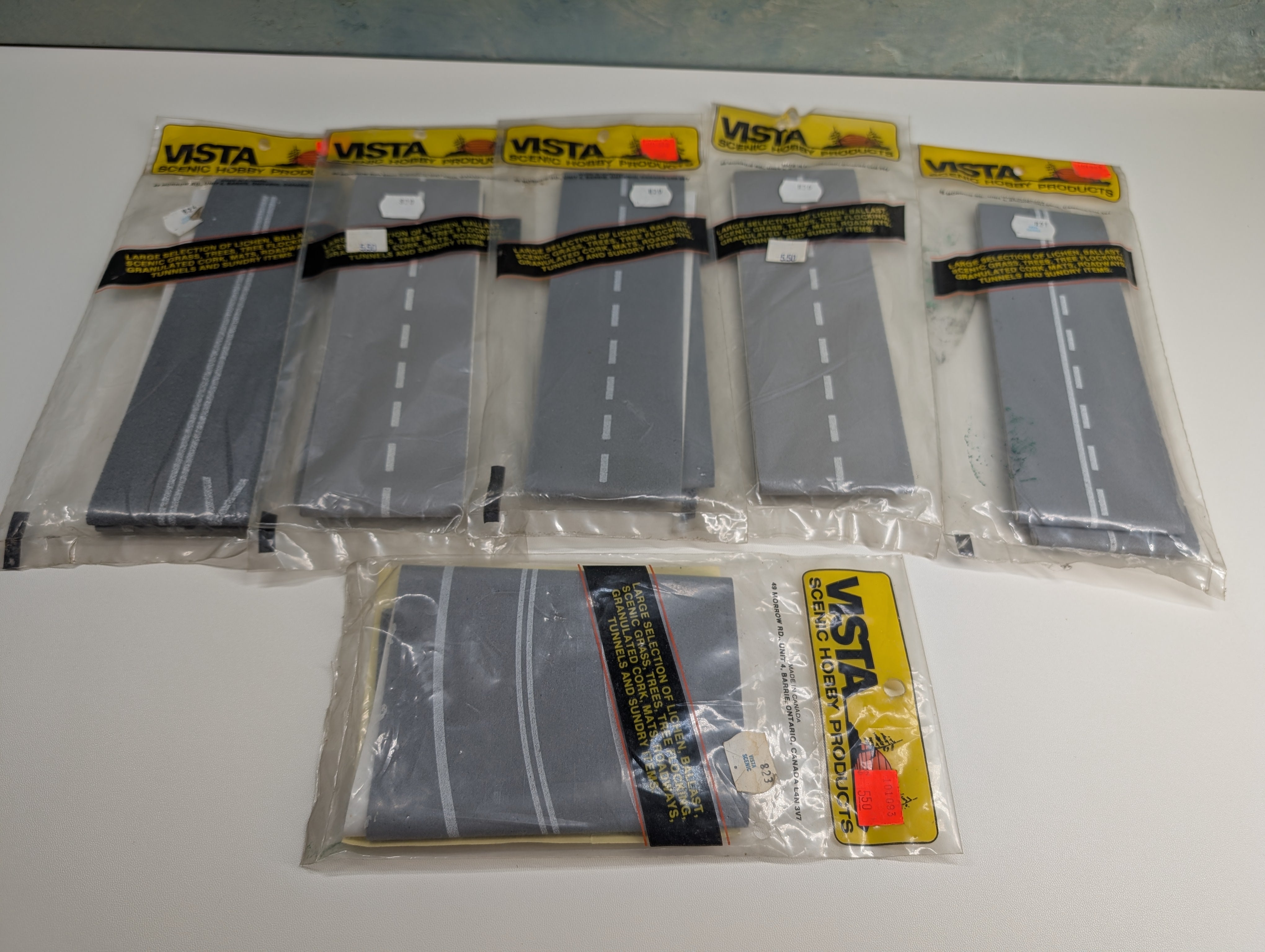 Vista Scenic Hobby Products HO Scale Lot of Gray Roadway Packs with White Lines, Markings (6 pcs)