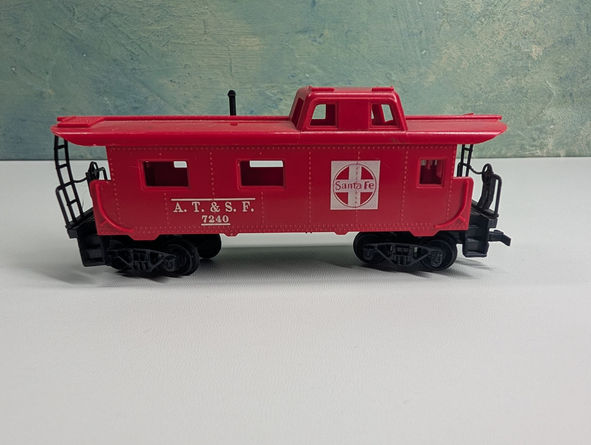 USED Tyco HO Scale Caboose Santa Fe #7240