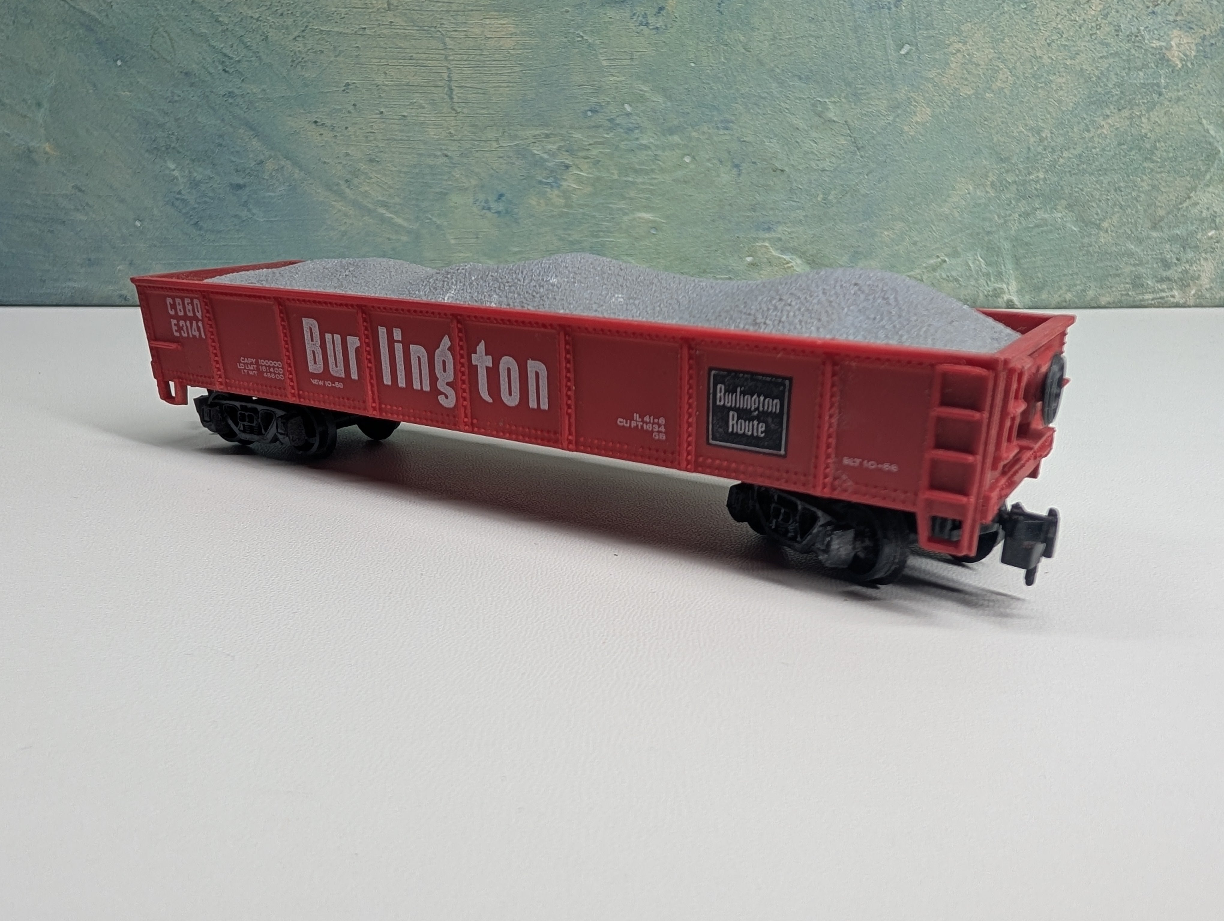 USED AHM HO Scale Gondola w/ Ballast Load Burlington CB&Q #E3141